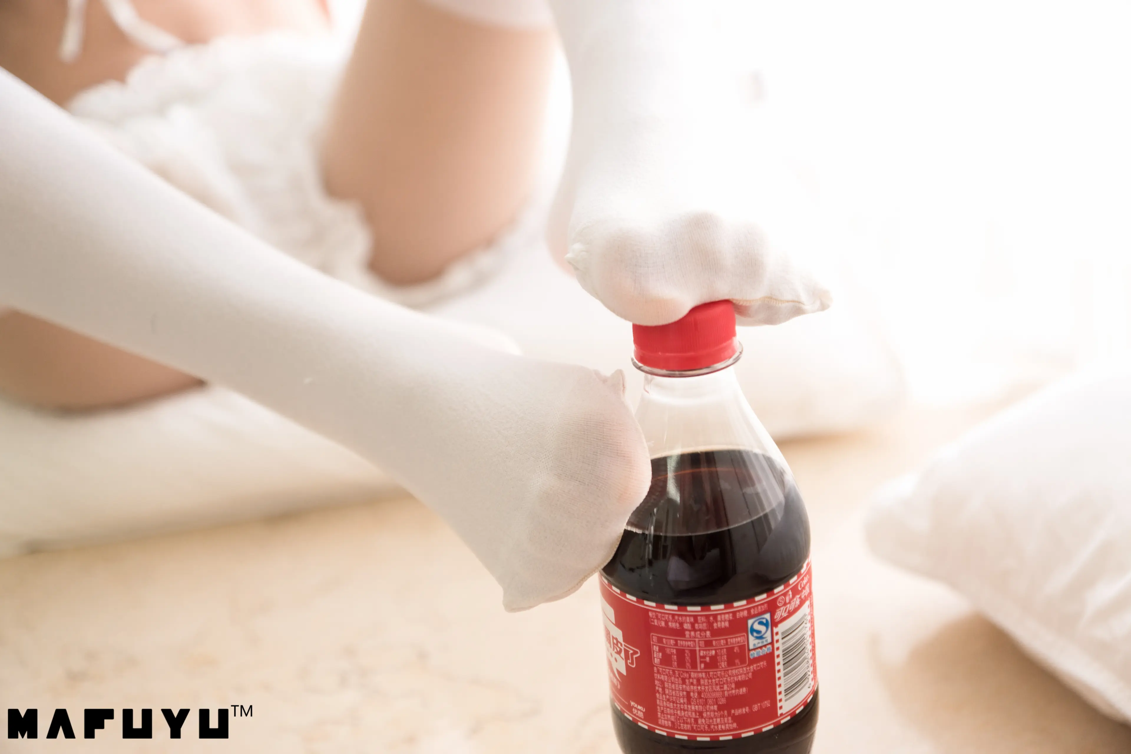 神楽坂真冬 猫爪白丝系列 [100P]