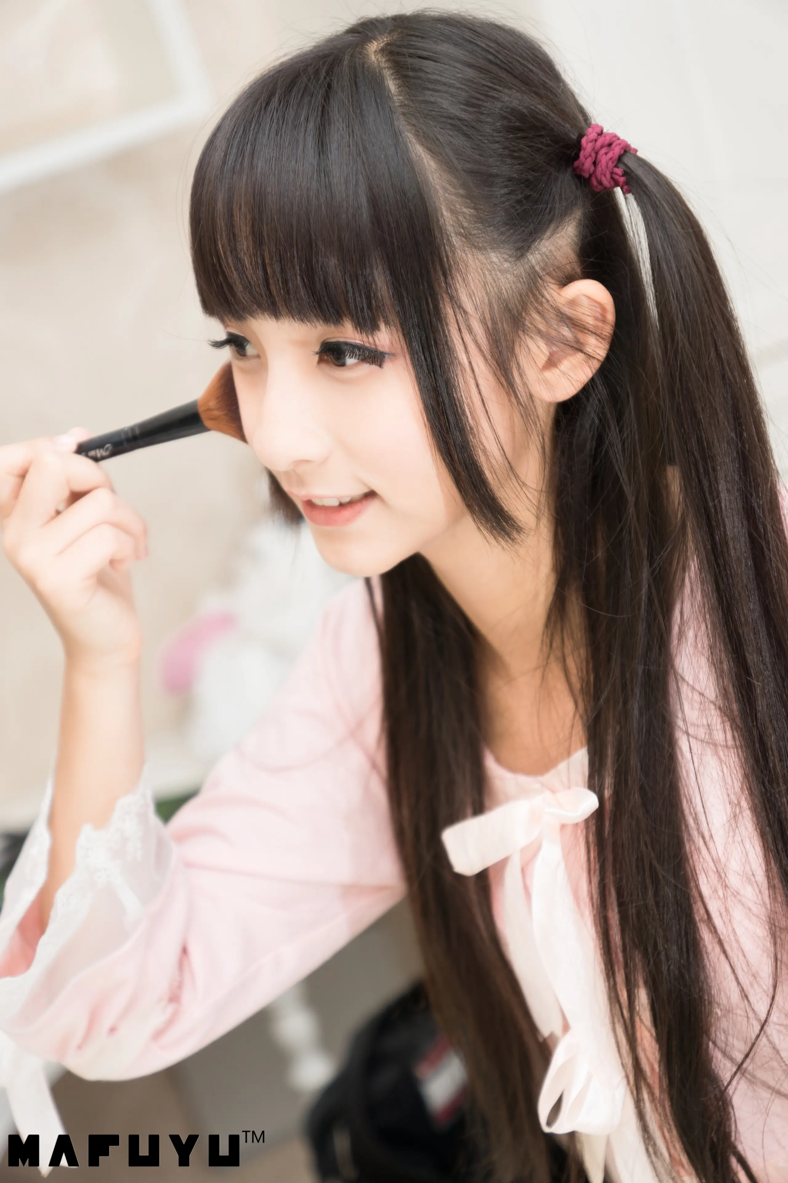 神楽坂真冬 粉白条纹系列 [106P]