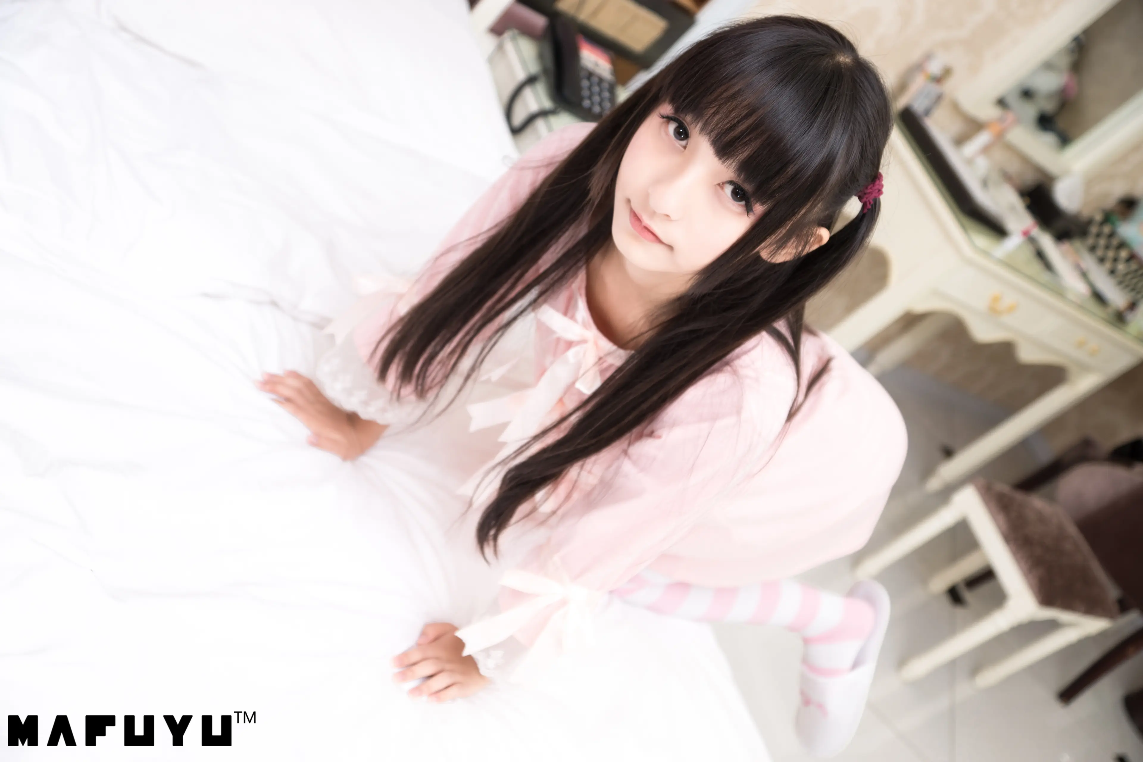 神楽坂真冬 粉白条纹系列 [106P]