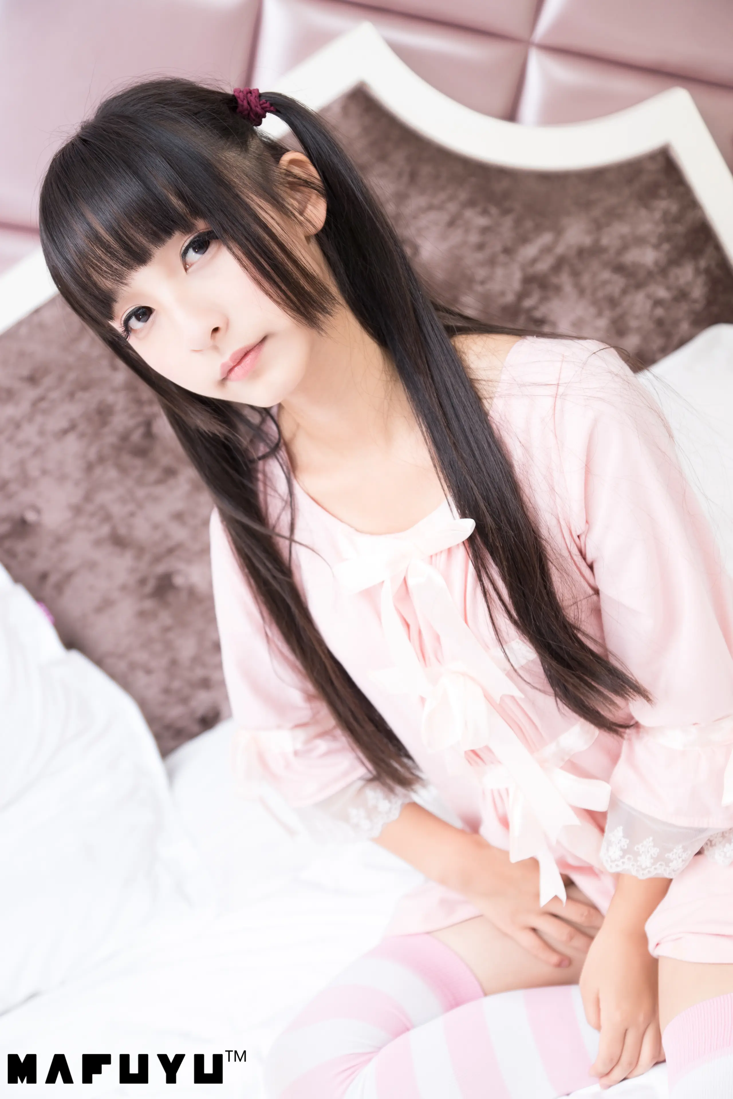 神楽坂真冬 粉白条纹系列 [106P]