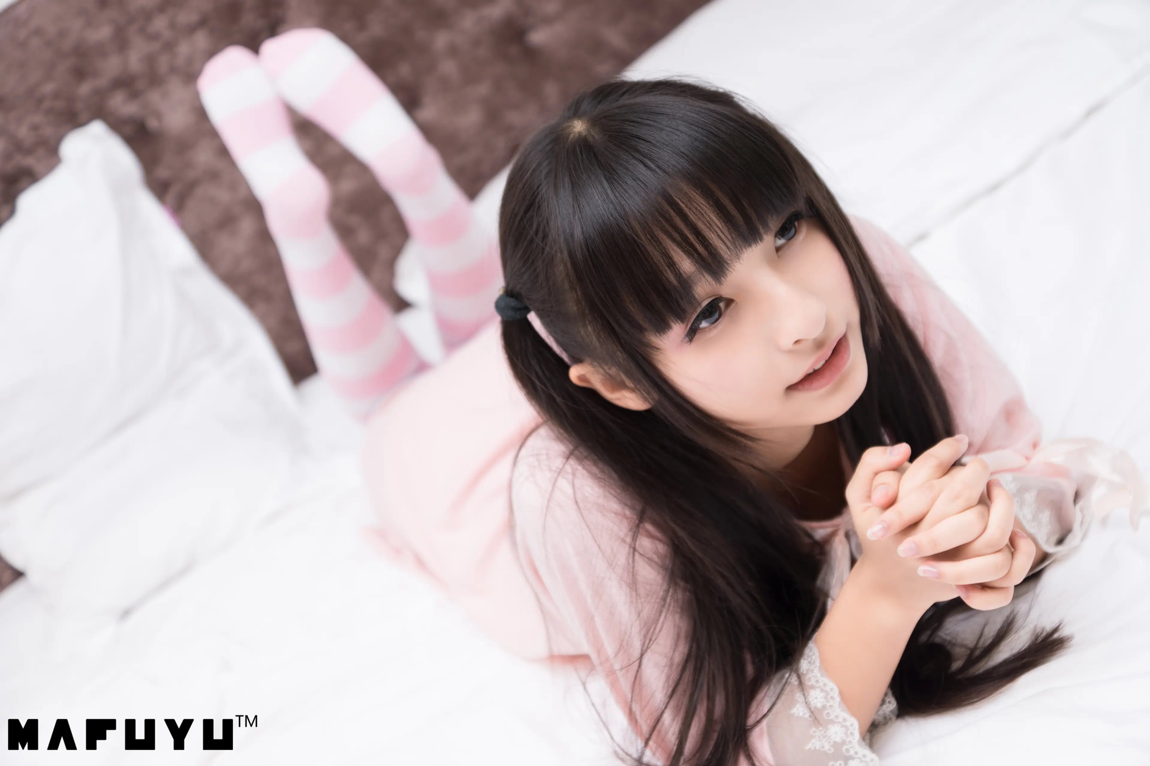 神楽坂真冬 粉白条纹系列 [106P]