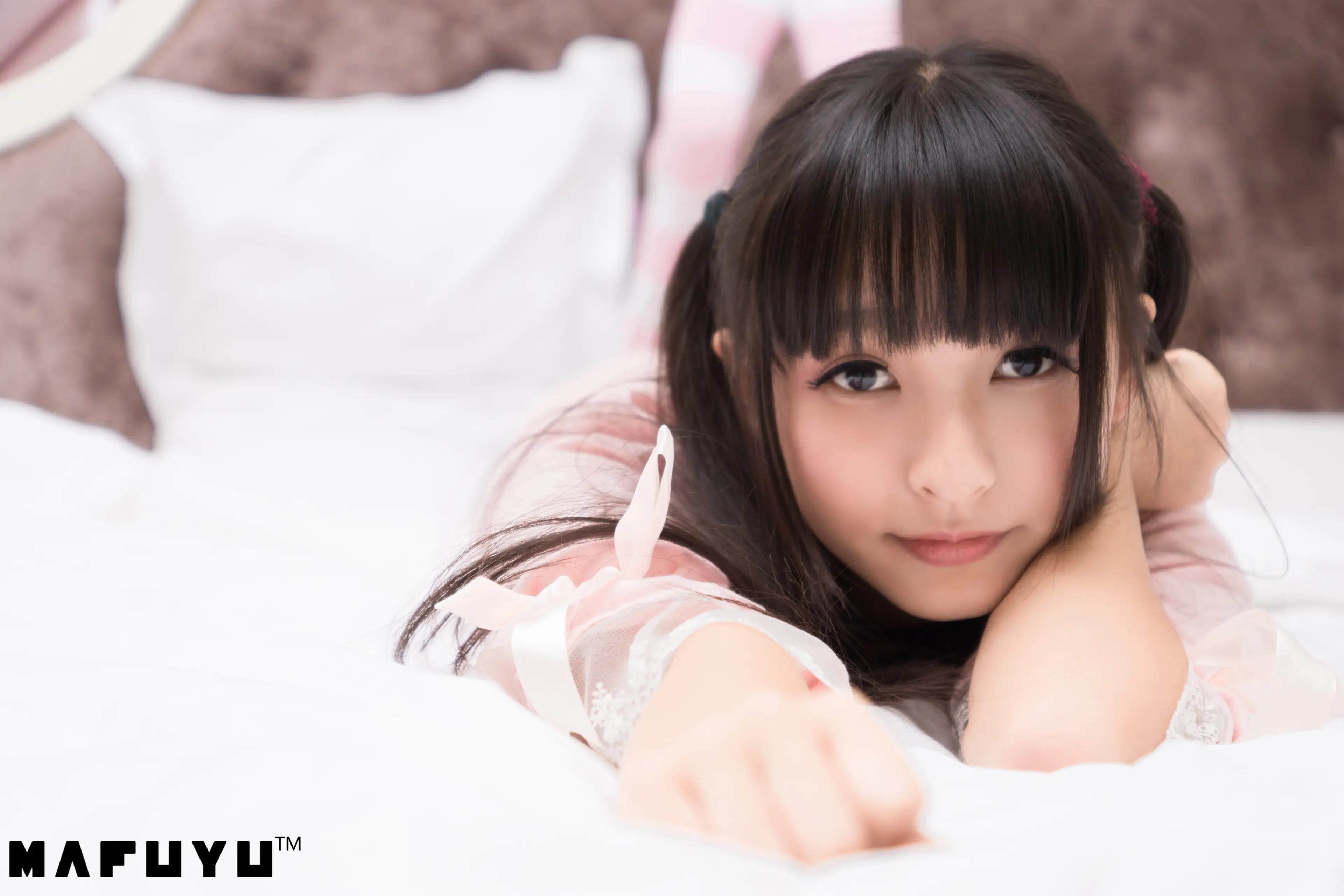 神楽坂真冬 粉白条纹系列 [106P]