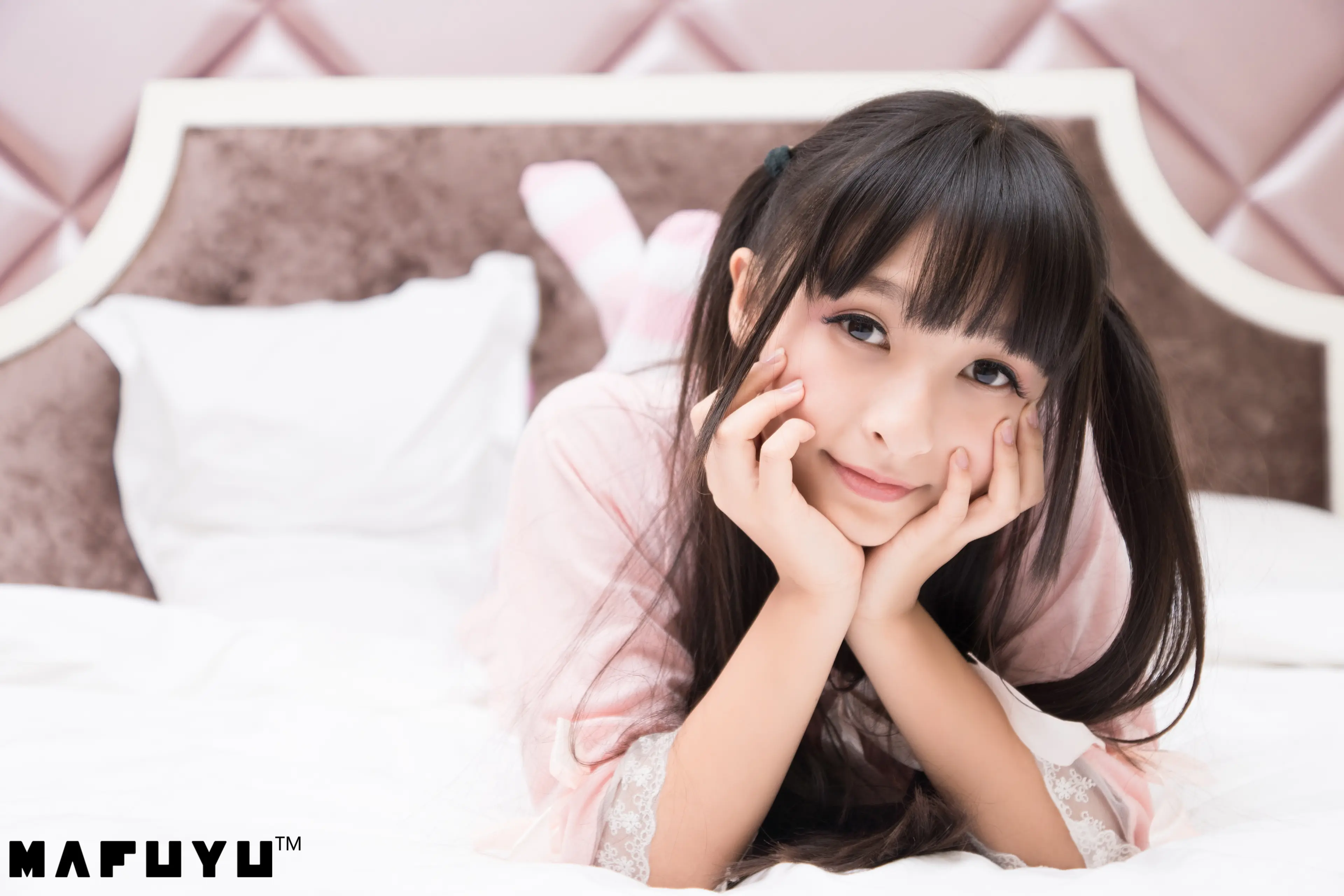 神楽坂真冬 粉白条纹系列 [106P]