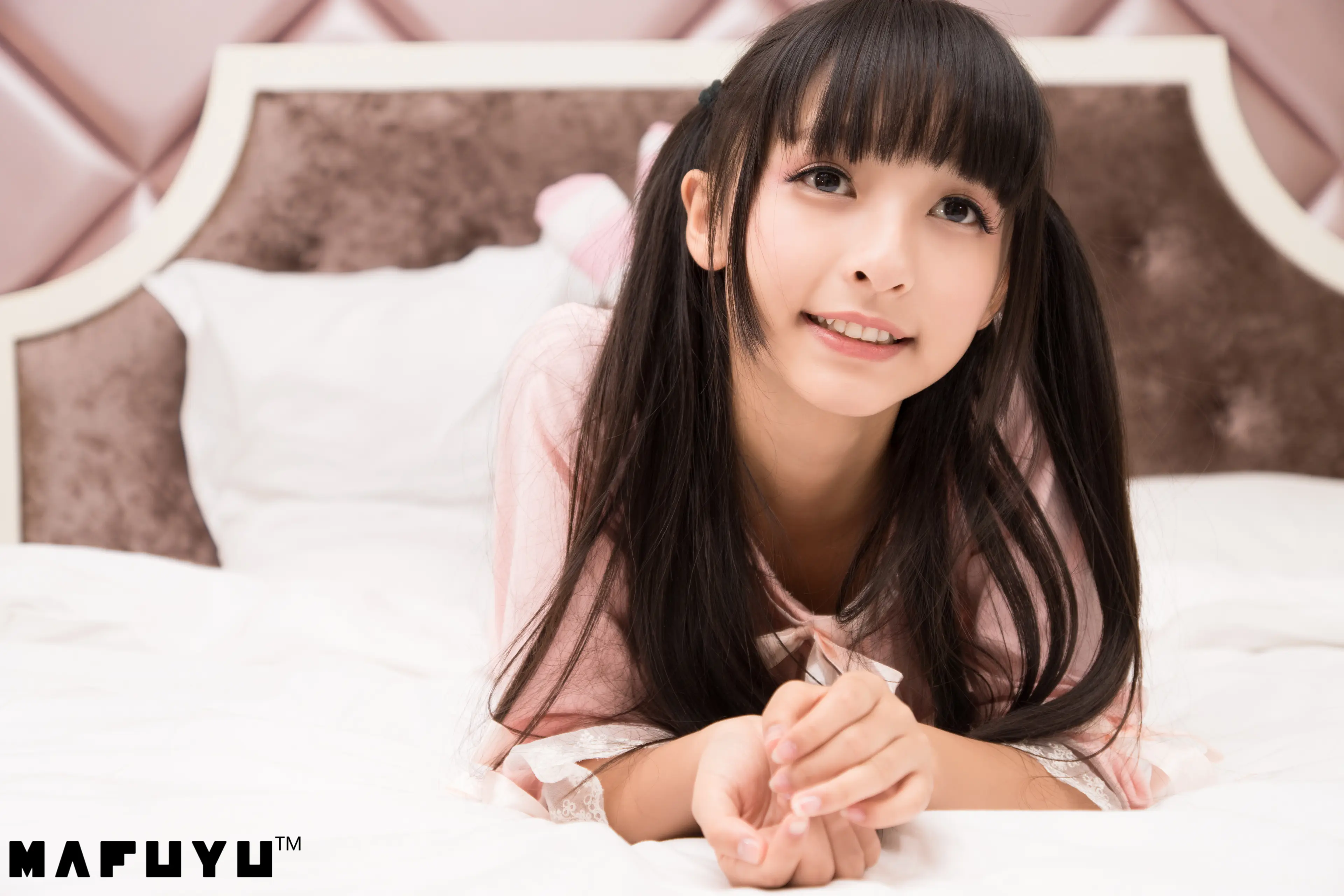 神楽坂真冬 粉白条纹系列 [106P]