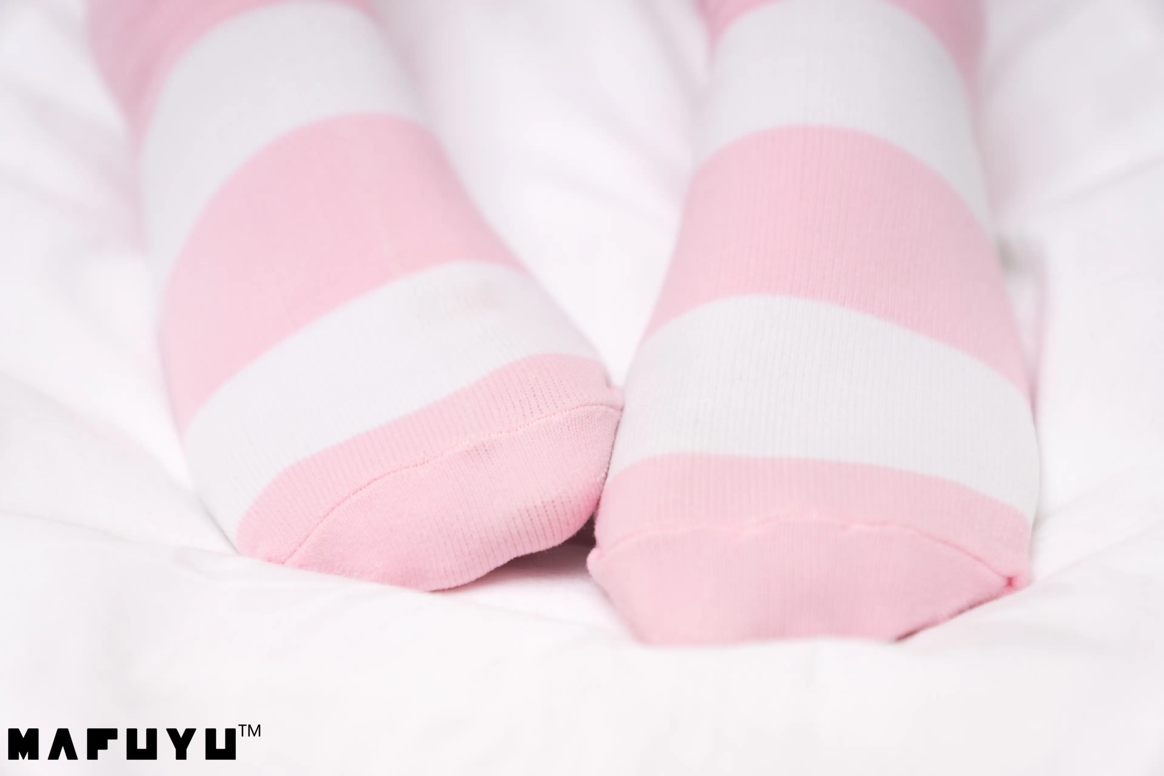 神楽坂真冬 粉白条纹系列 [106P]