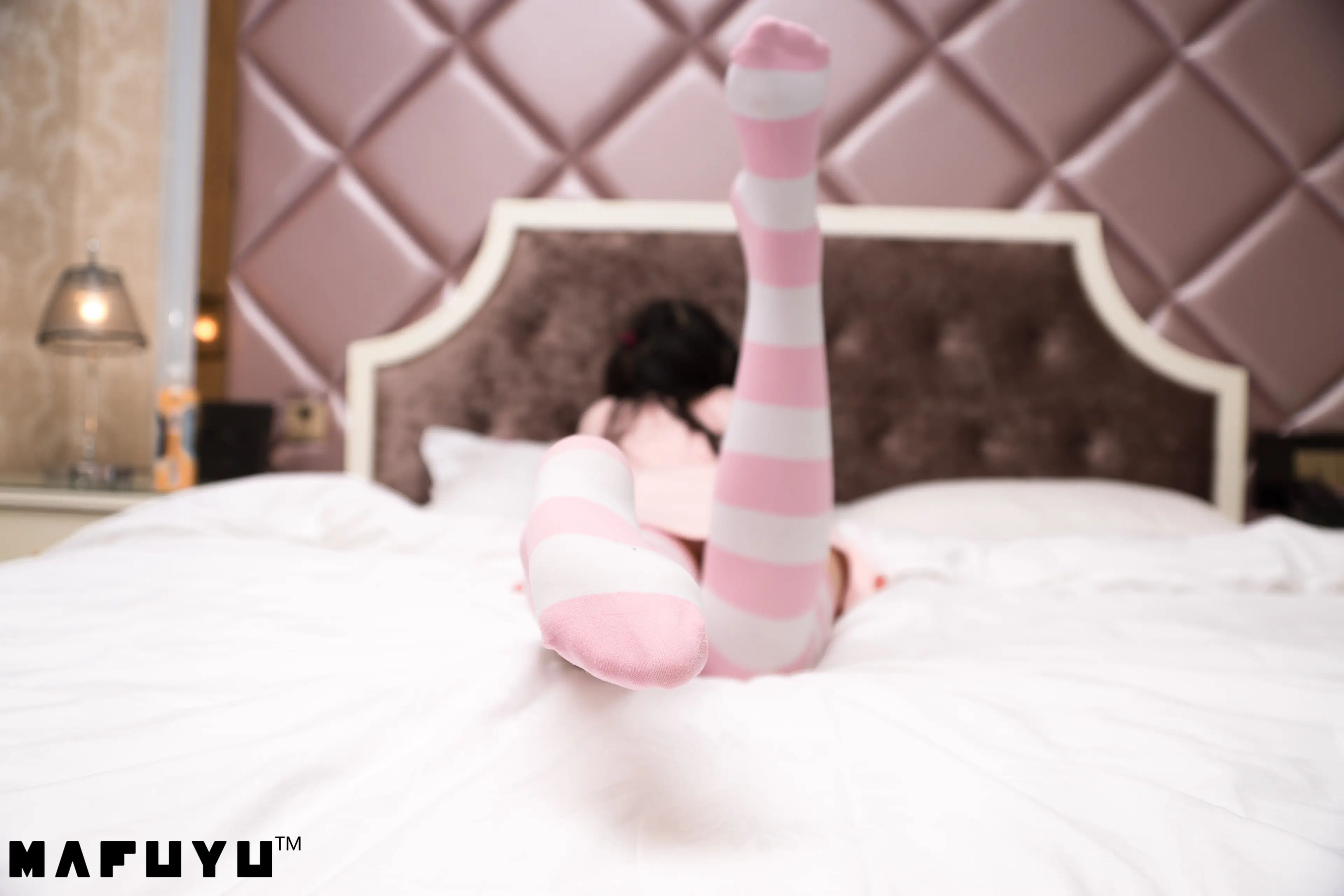 神楽坂真冬 粉白条纹系列 [106P]