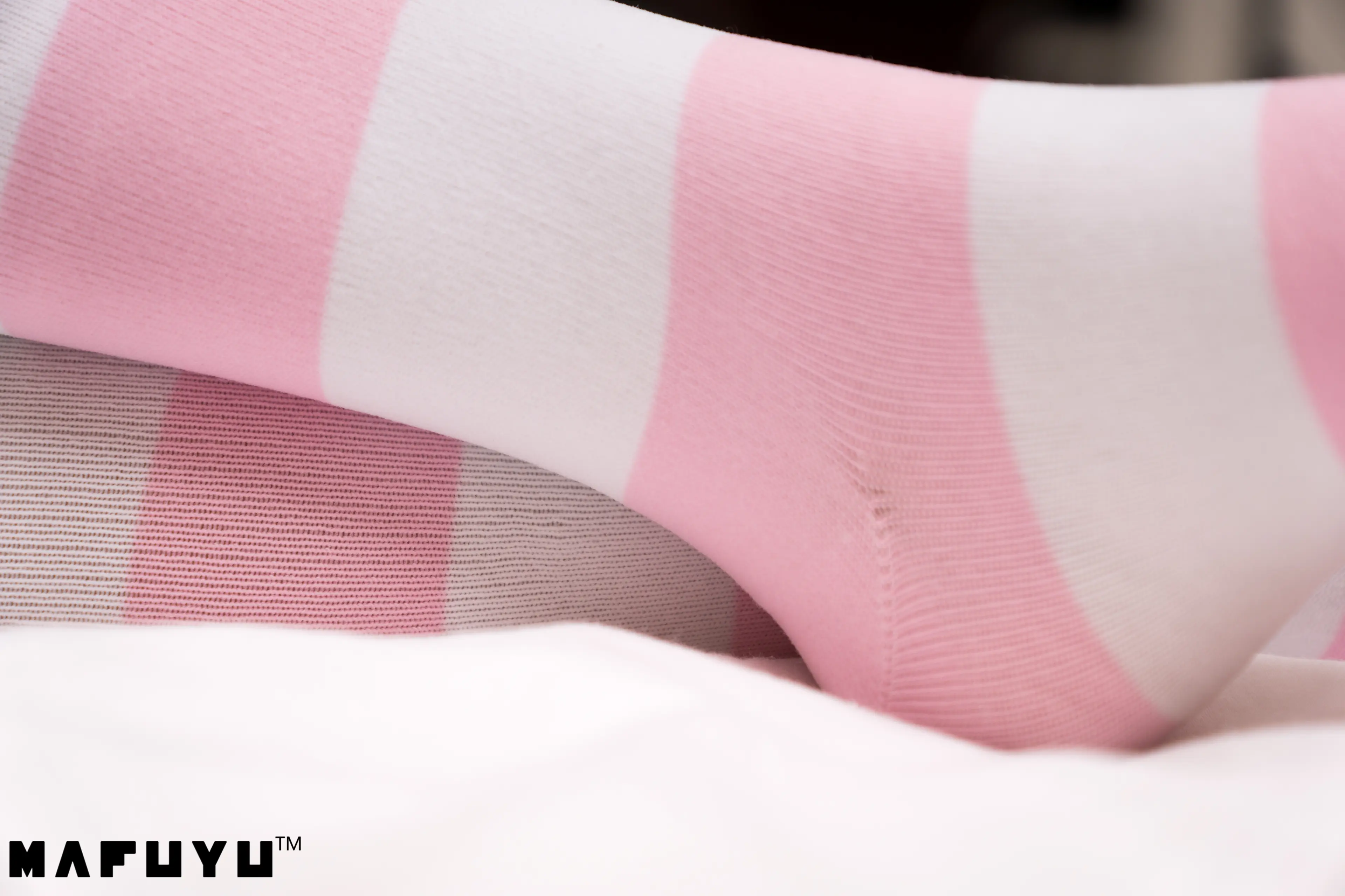 神楽坂真冬 粉白条纹系列 [106P]