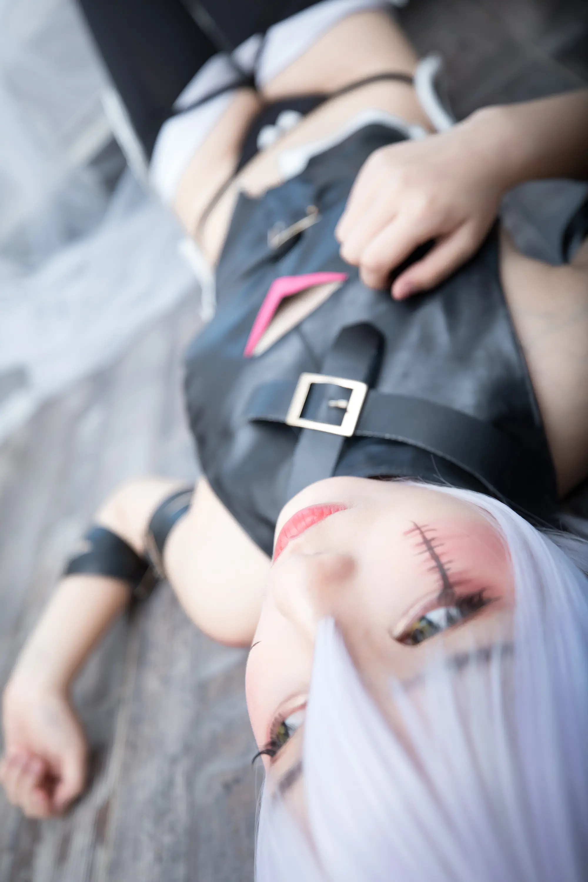 神楽坂真冬 絶対服従 [150P]