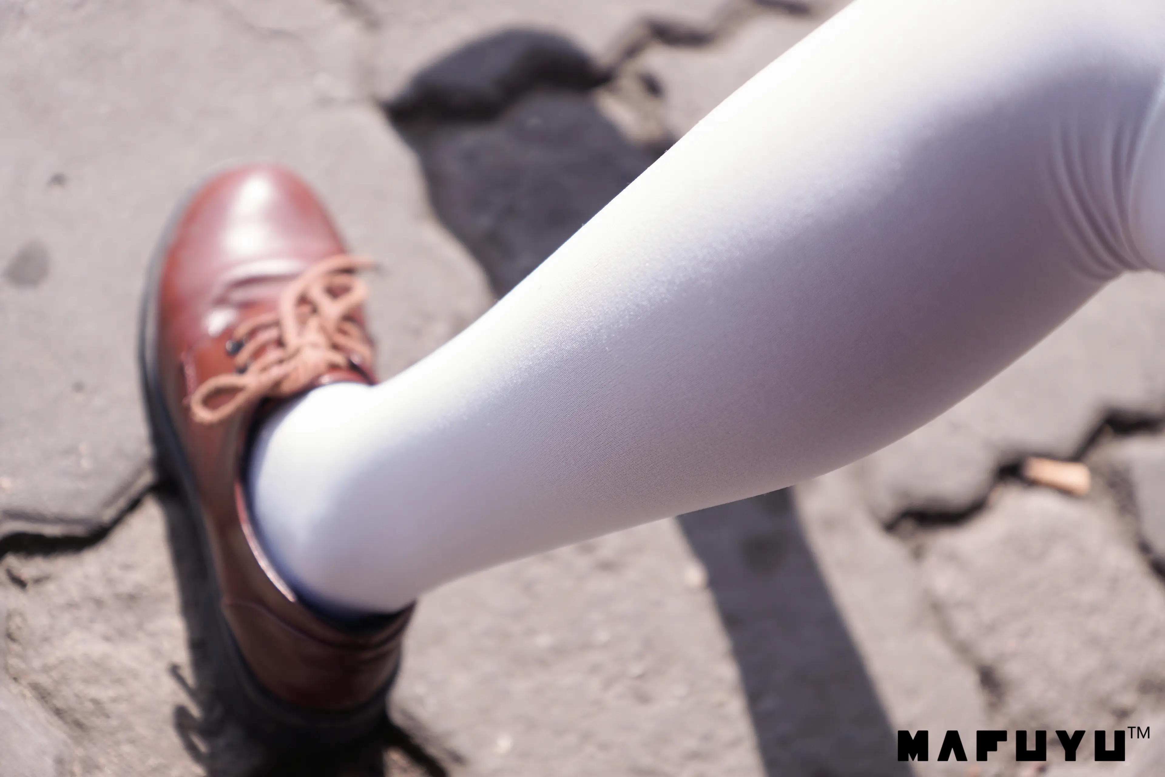 神楽坂真冬 红JK白过膝系列 [187P]