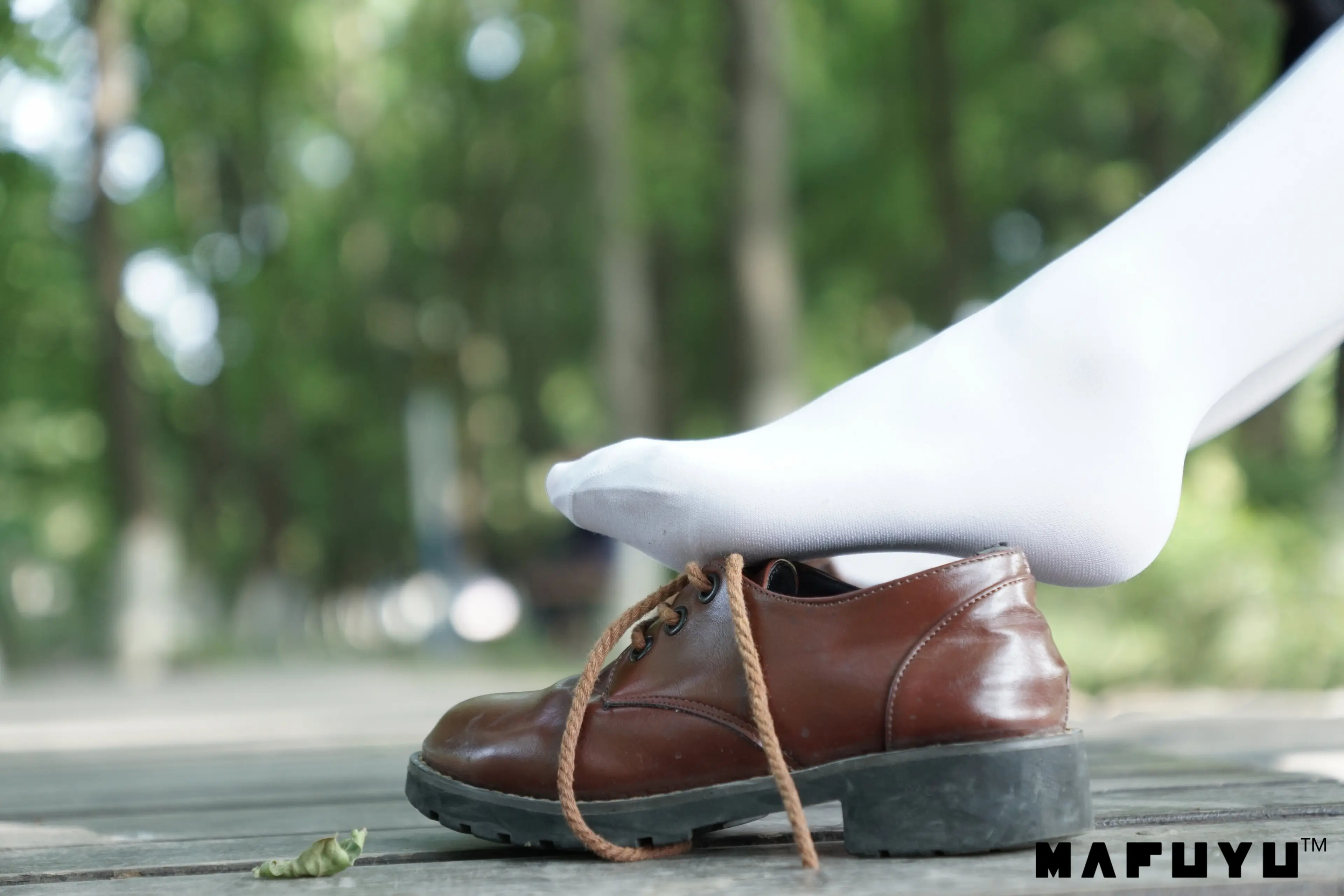 神楽坂真冬 红JK白过膝系列 [187P]