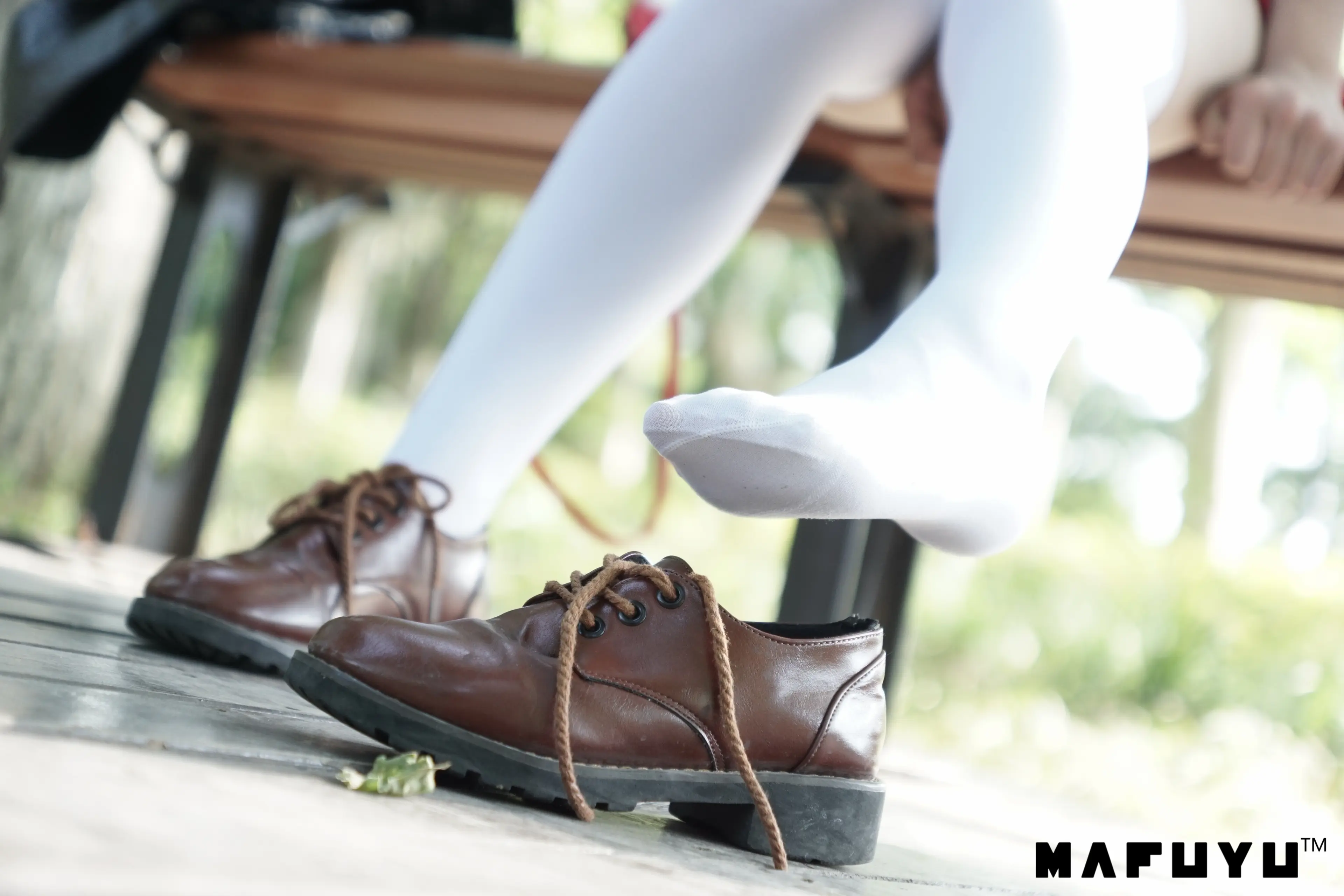 神楽坂真冬 红JK白过膝系列 [187P]