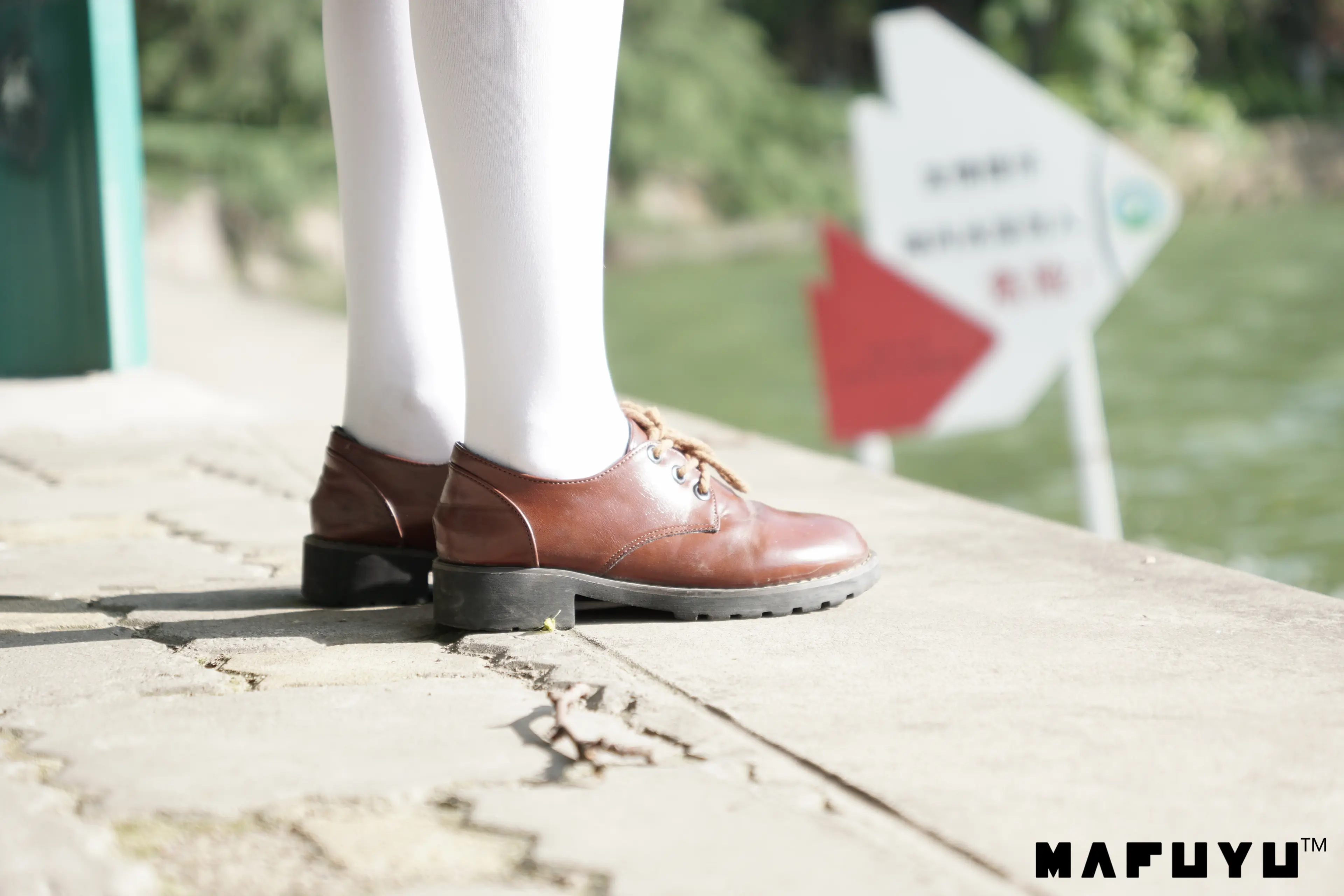 神楽坂真冬 红JK白过膝系列 [187P]