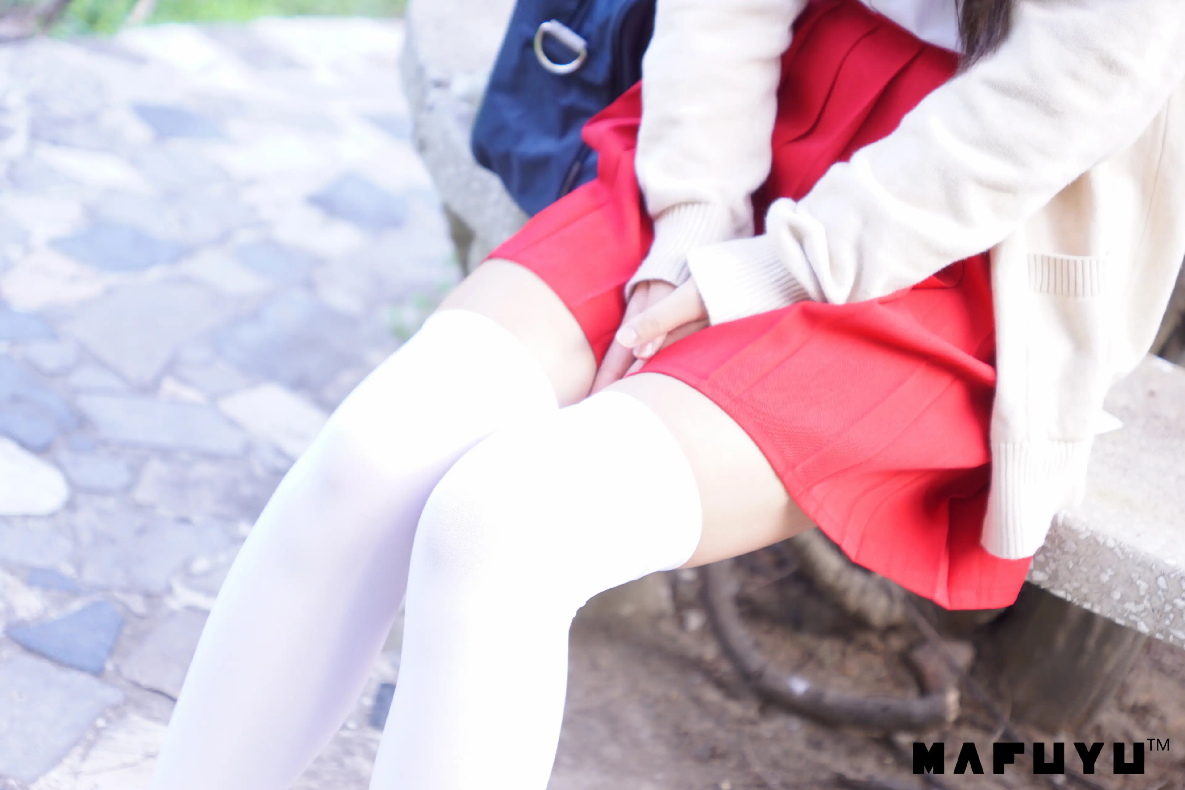 神楽坂真冬 红JK白过膝系列 [187P]