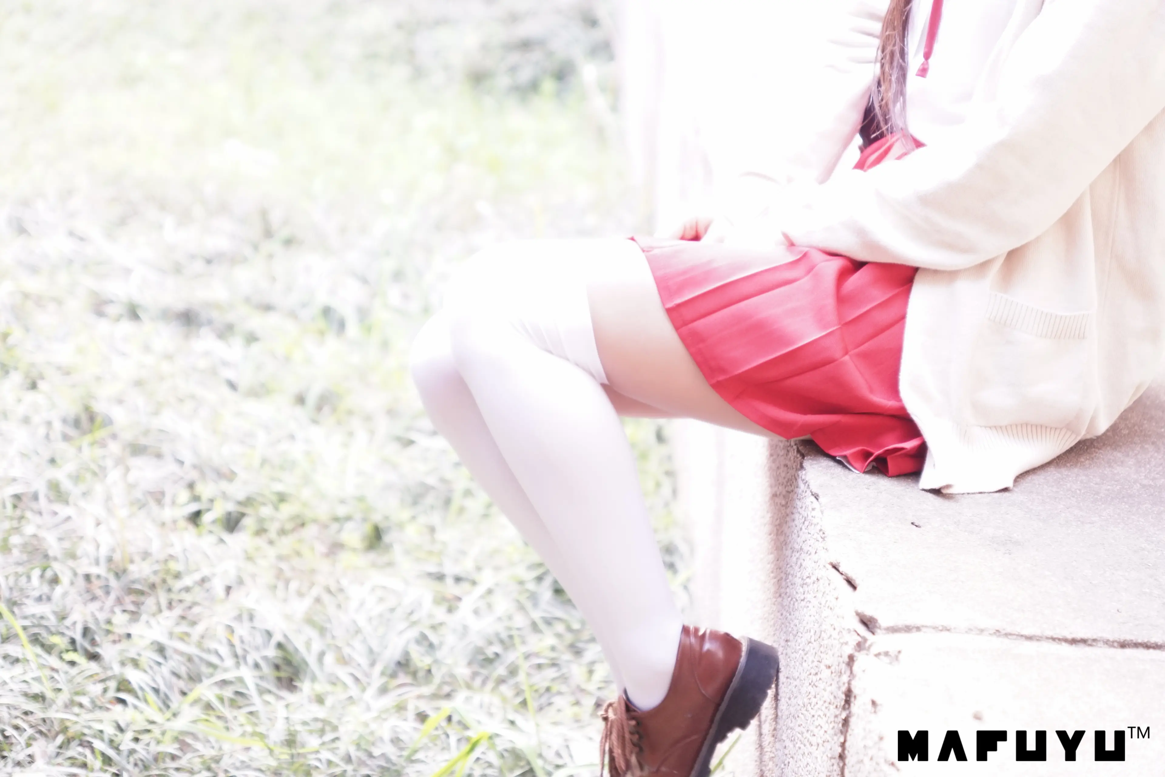 神楽坂真冬 红JK白过膝系列 [187P]