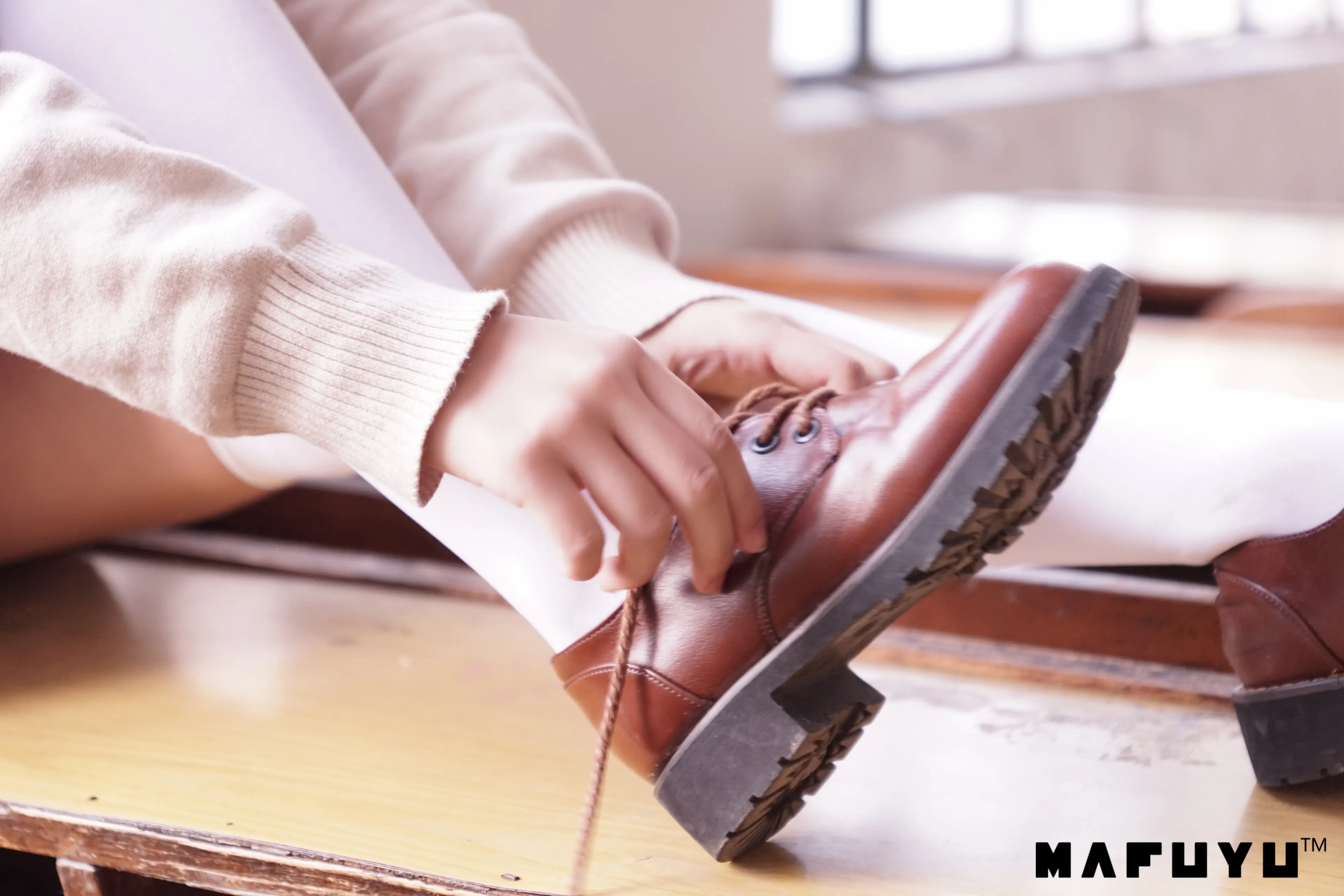 神楽坂真冬 红JK白过膝系列 [187P]