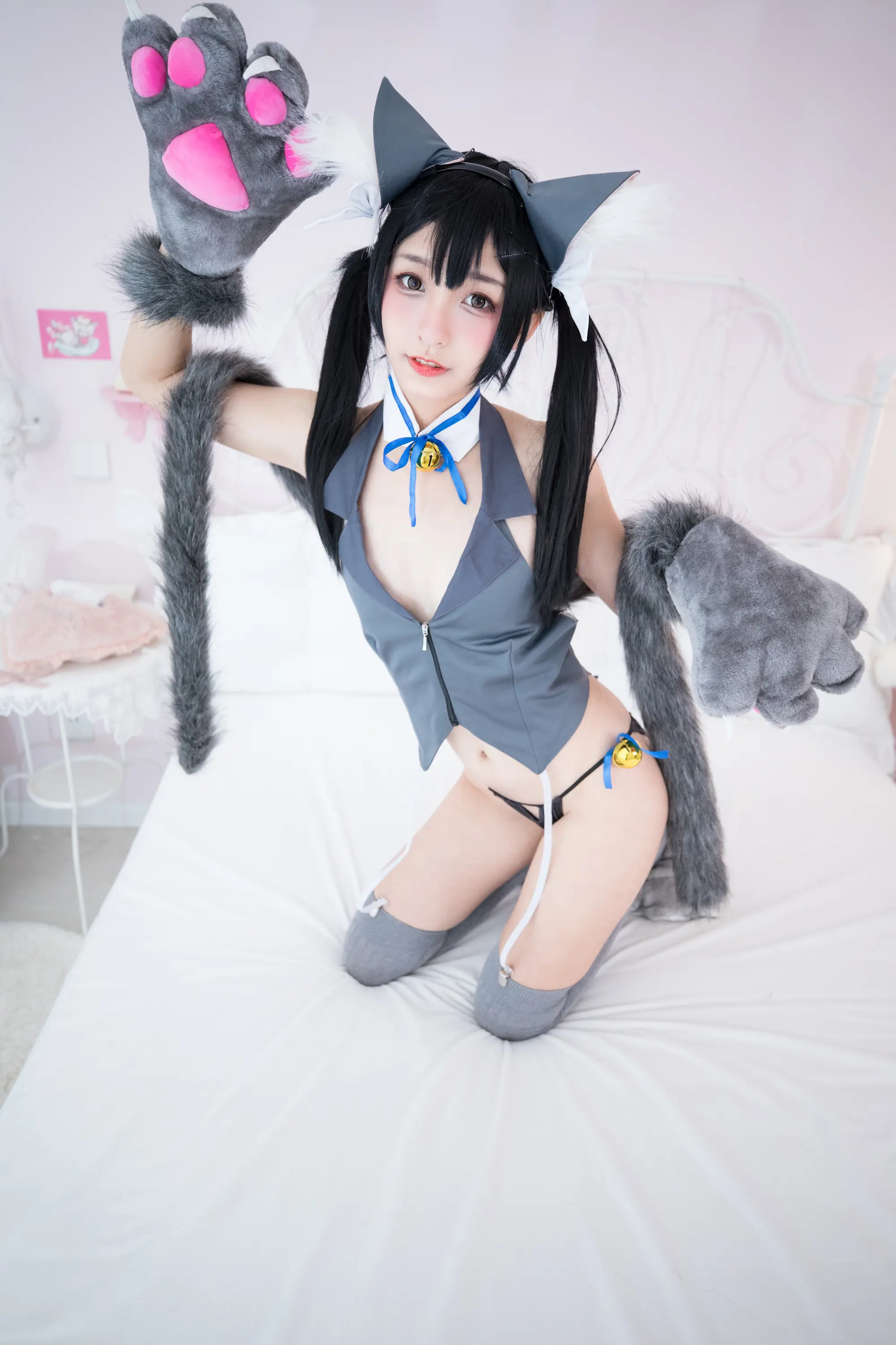 神楽坂真冬 魔法を使えないの日常 [150P]