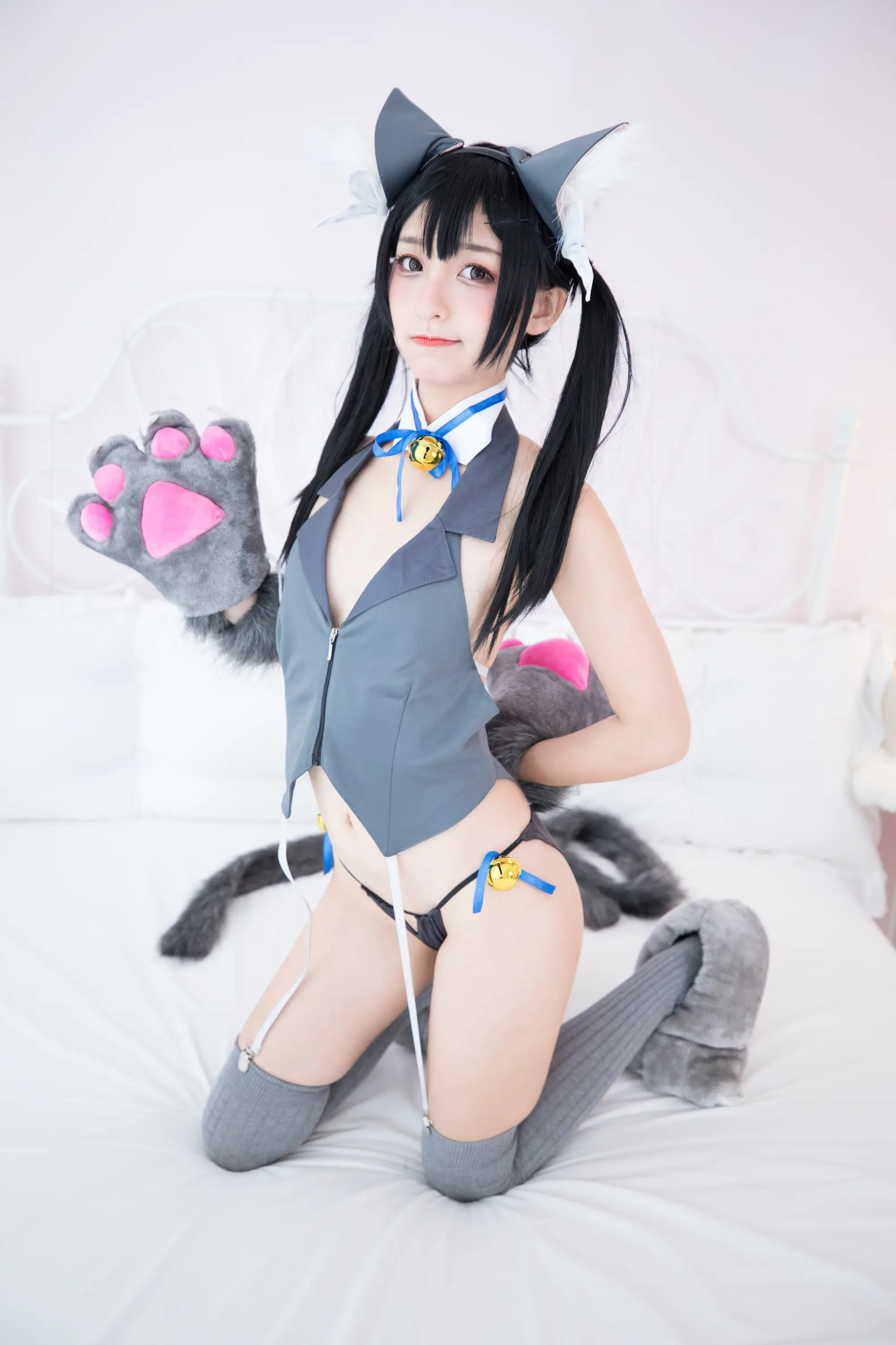 神楽坂真冬 魔法を使えないの日常 [150P]