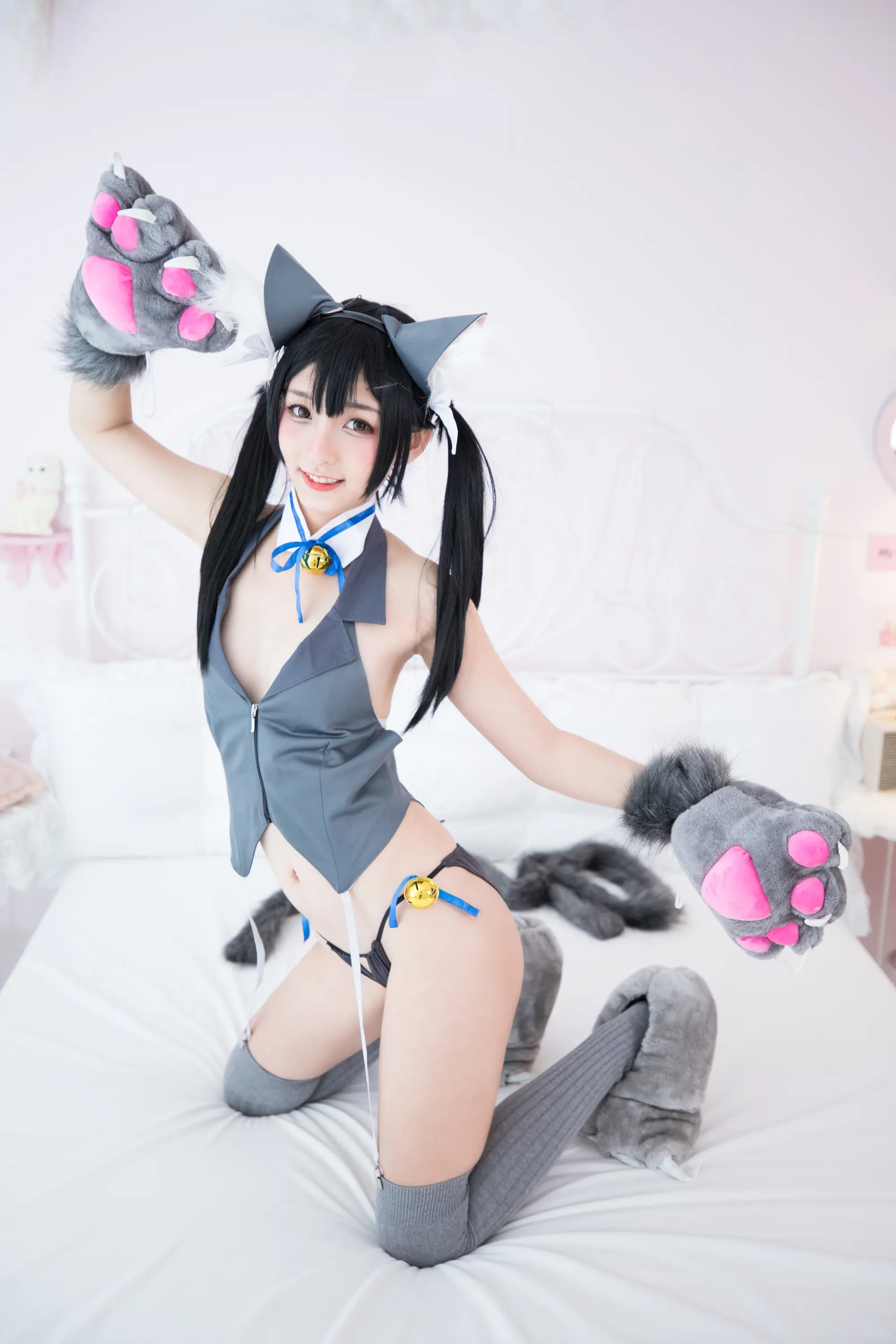 神楽坂真冬 魔法を使えないの日常 [150P]