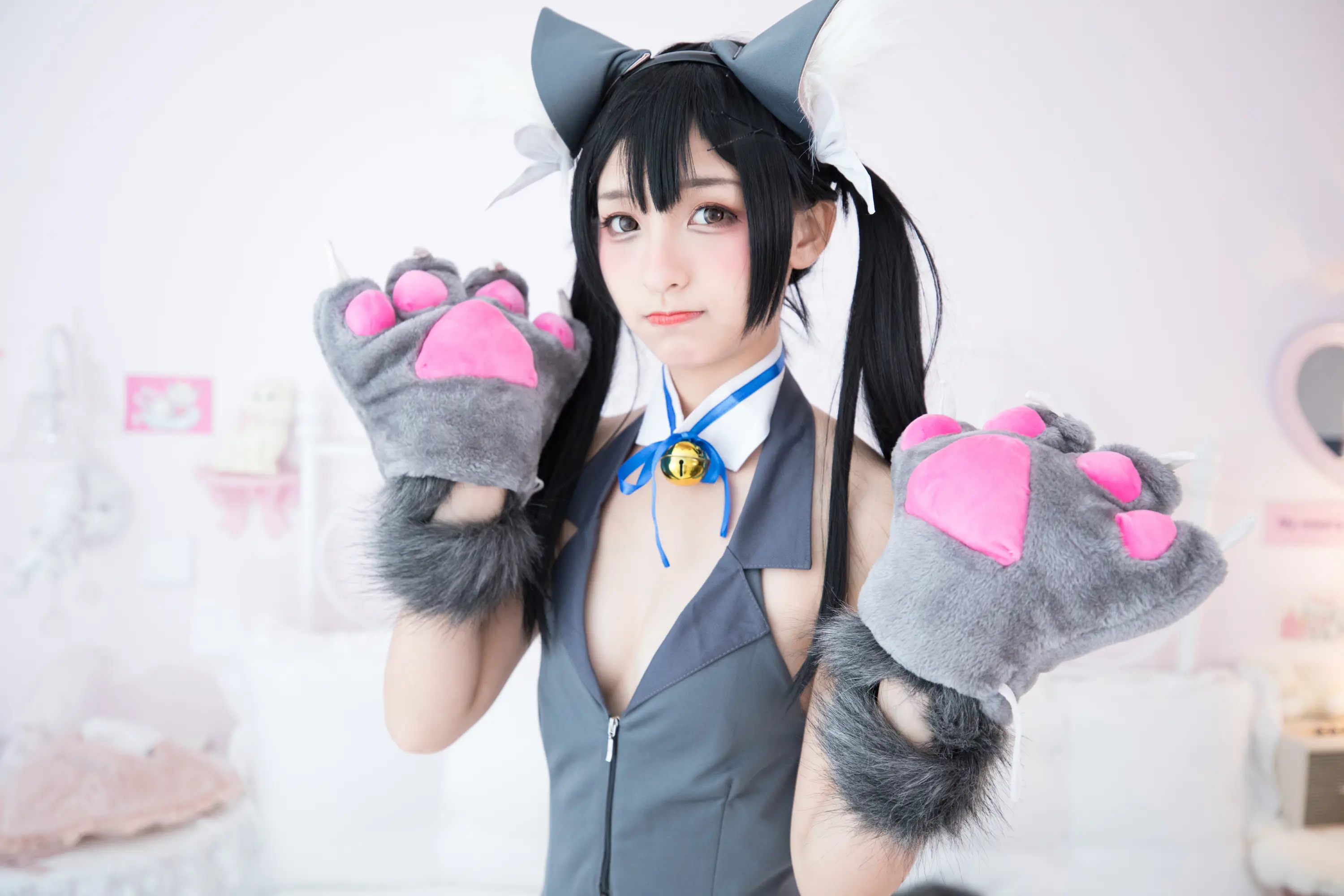 神楽坂真冬 魔法を使えないの日常 [150P]