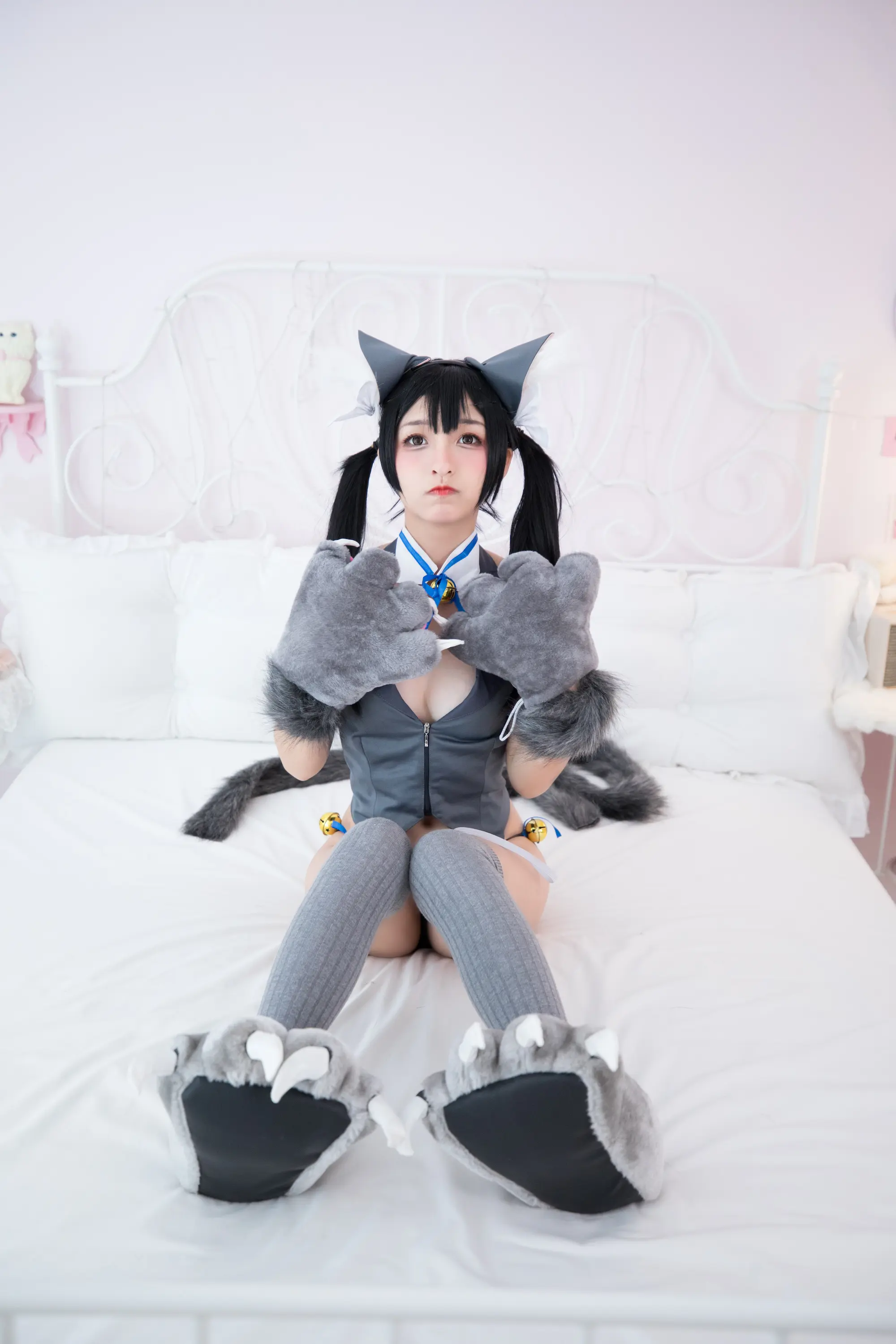 神楽坂真冬 魔法を使えないの日常 [150P]