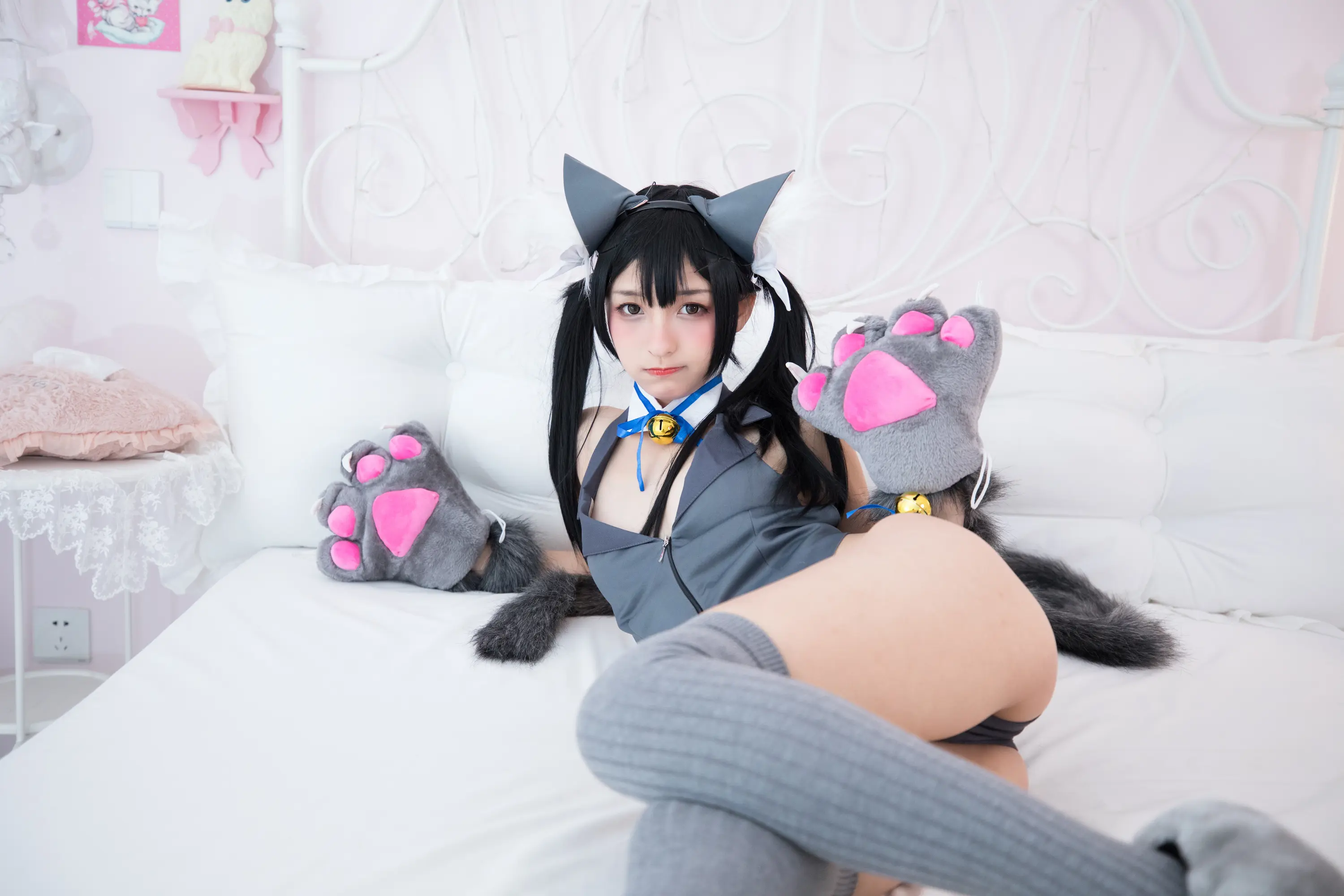 神楽坂真冬 魔法を使えないの日常 [150P]