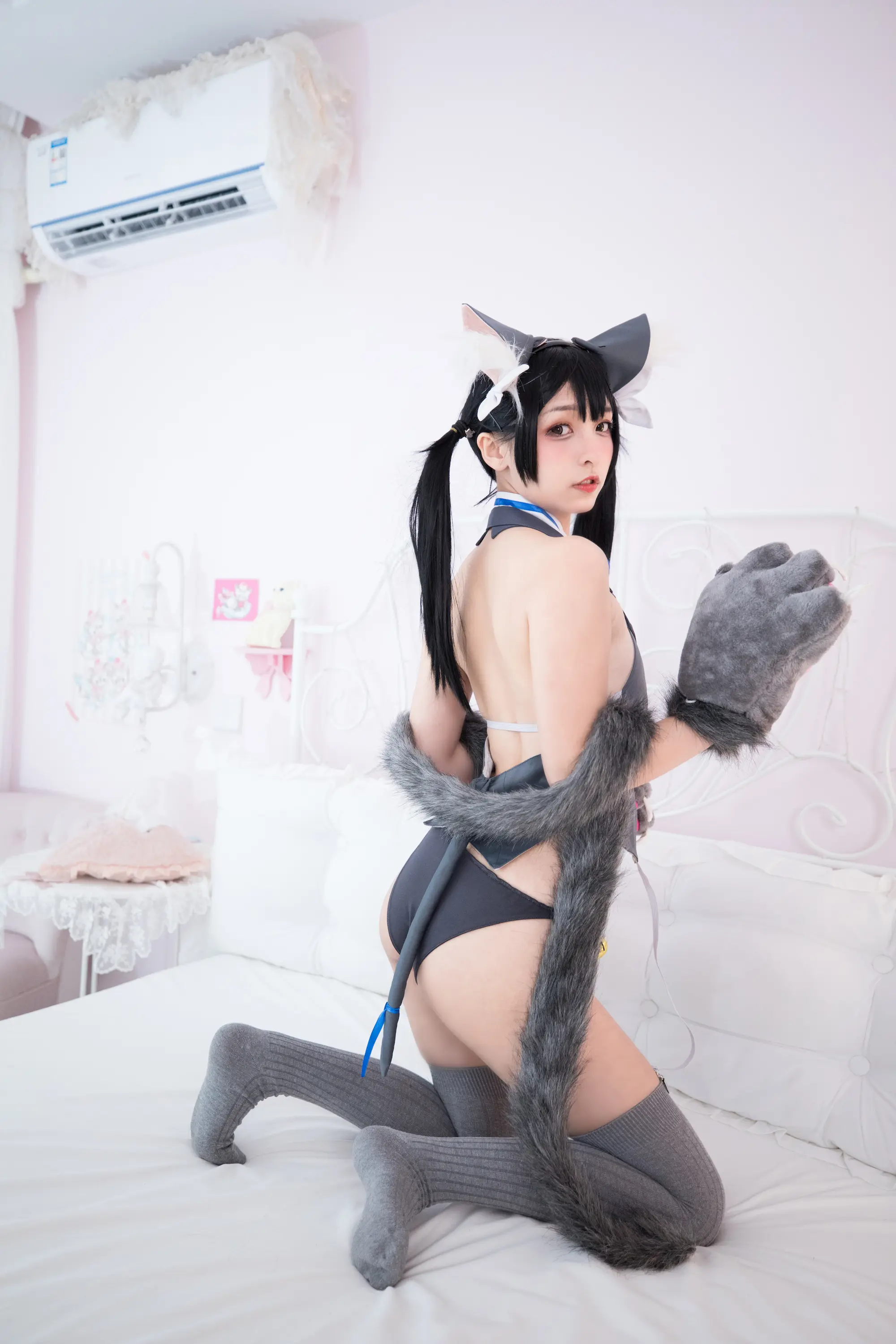 神楽坂真冬 魔法を使えないの日常 [150P]