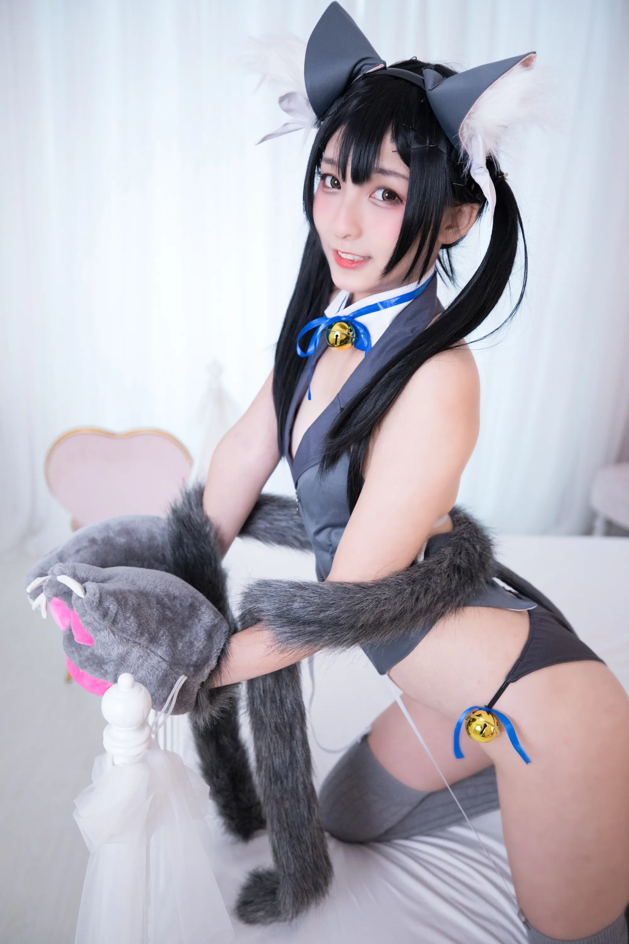 神楽坂真冬 魔法を使えないの日常 [150P]