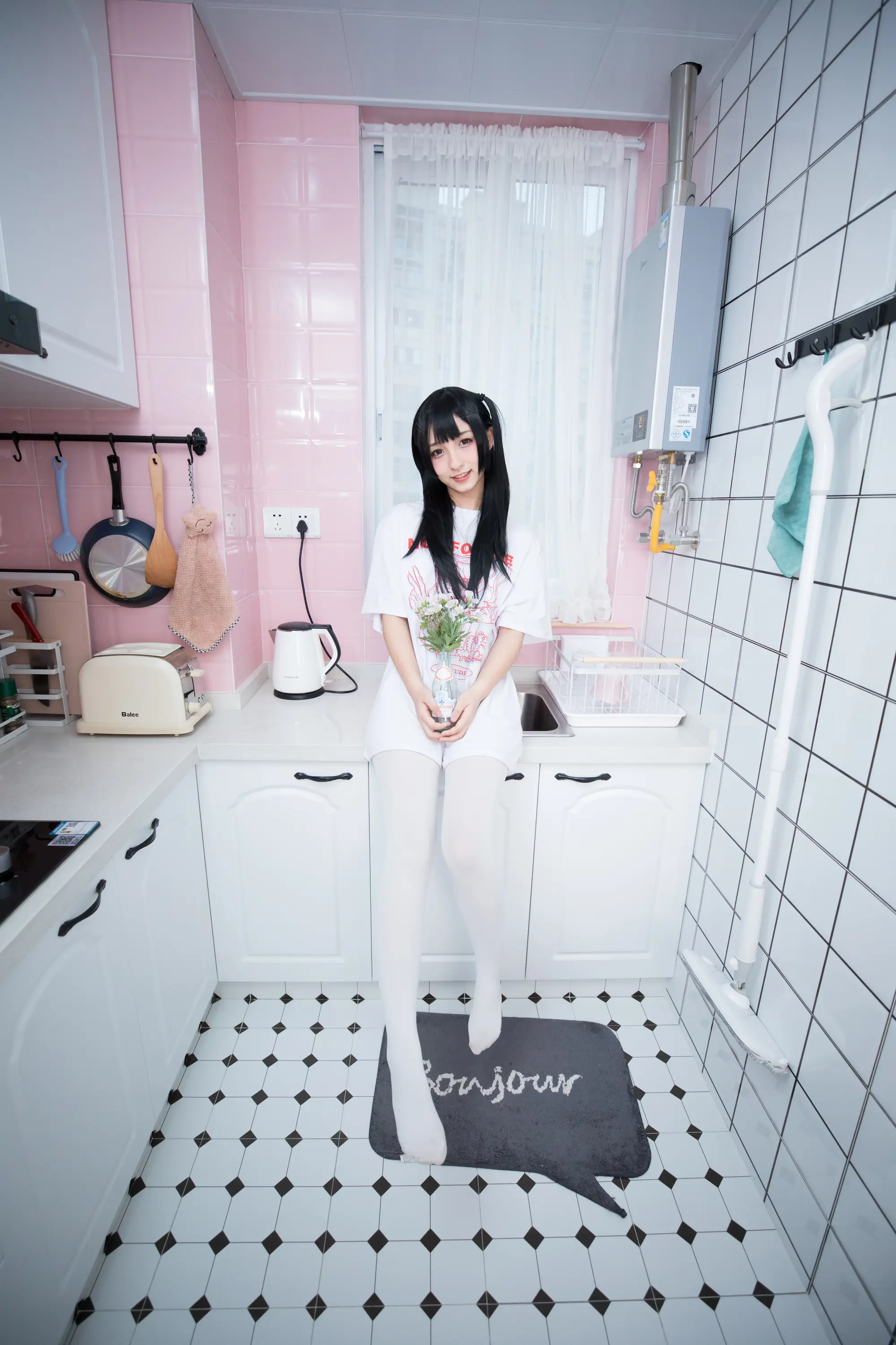 神楽坂真冬 魔法を使えないの日常 [150P]