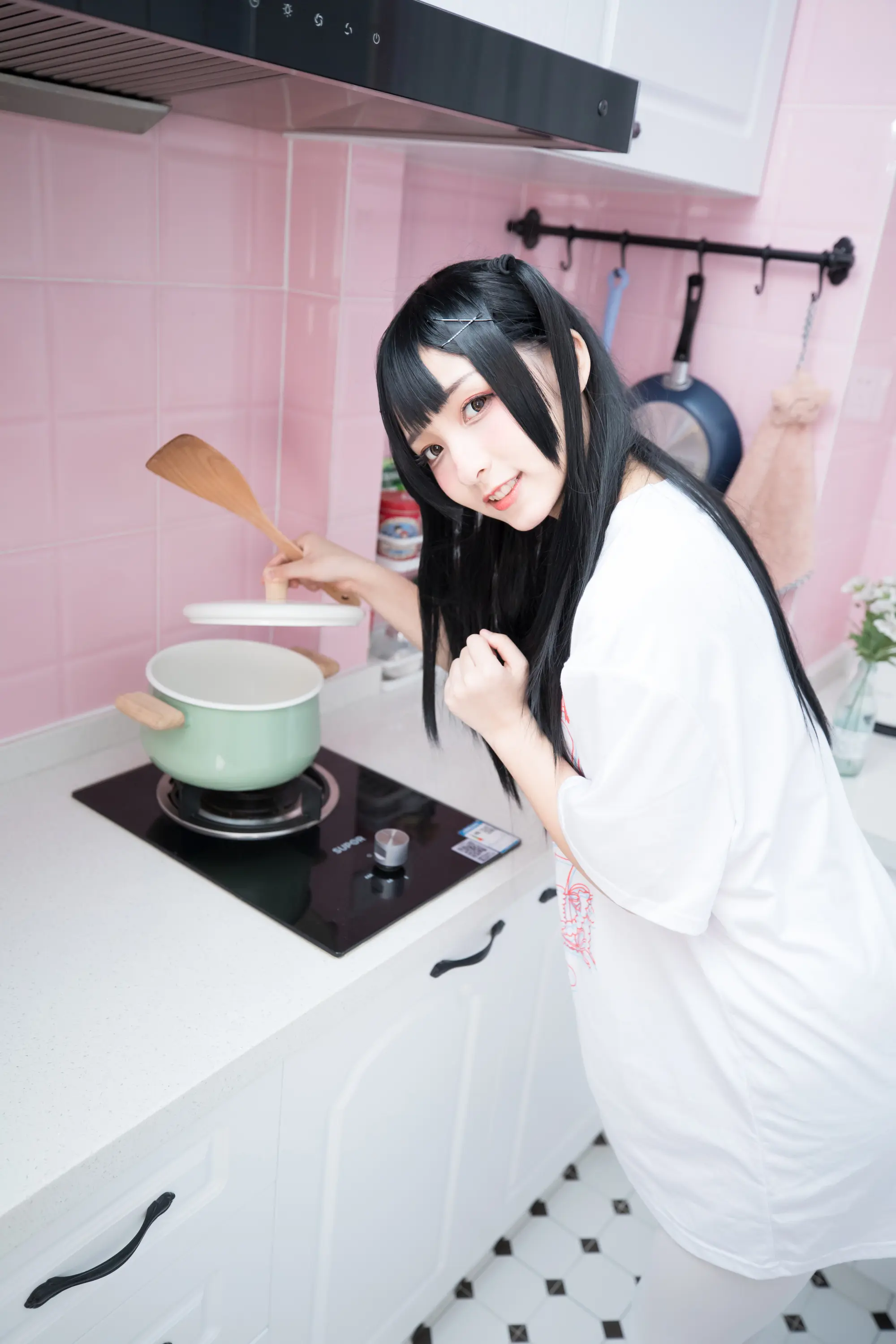 神楽坂真冬 魔法を使えないの日常 [150P]