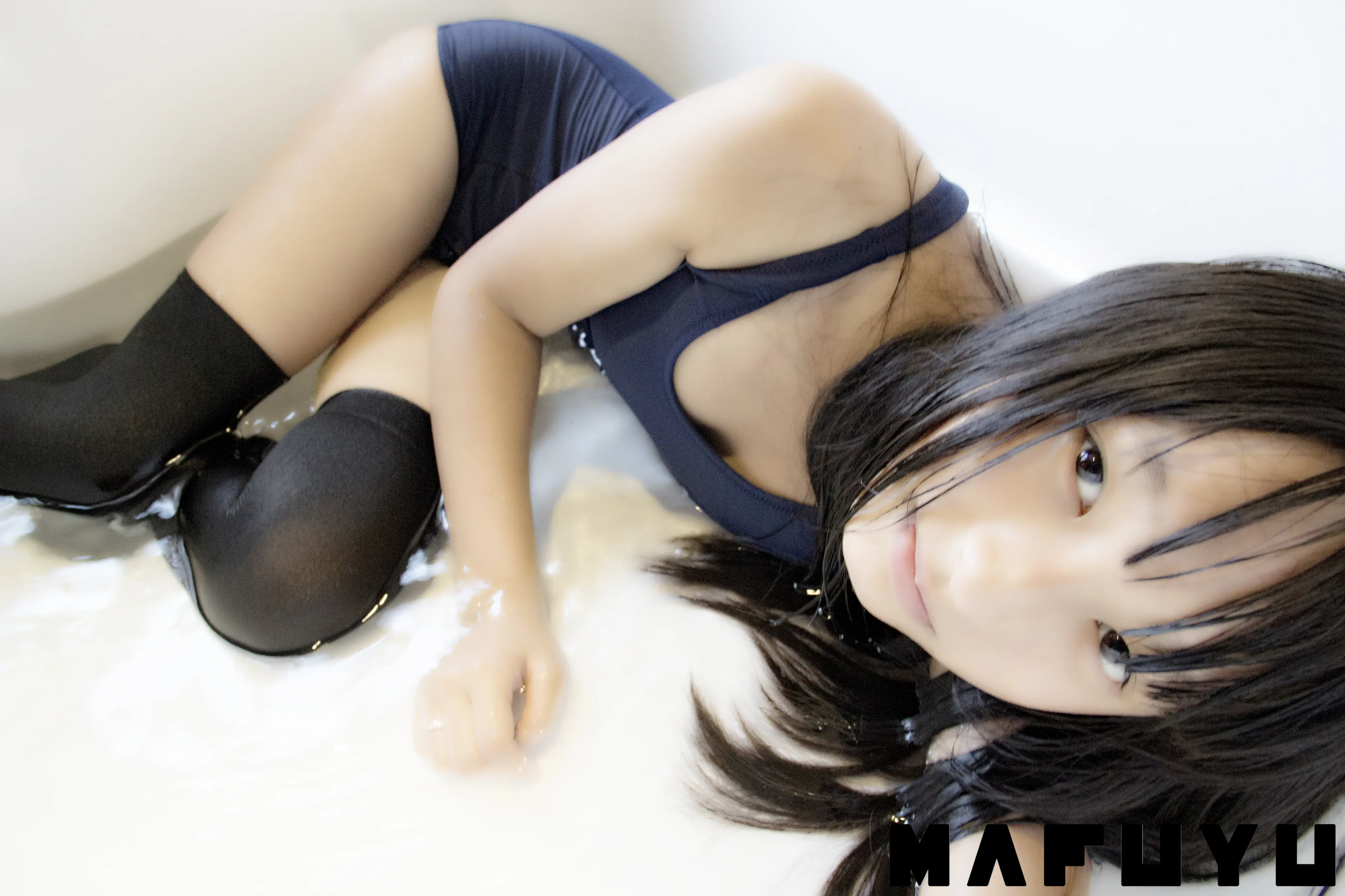 神楽坂真冬 黑丝死库水 [82P]