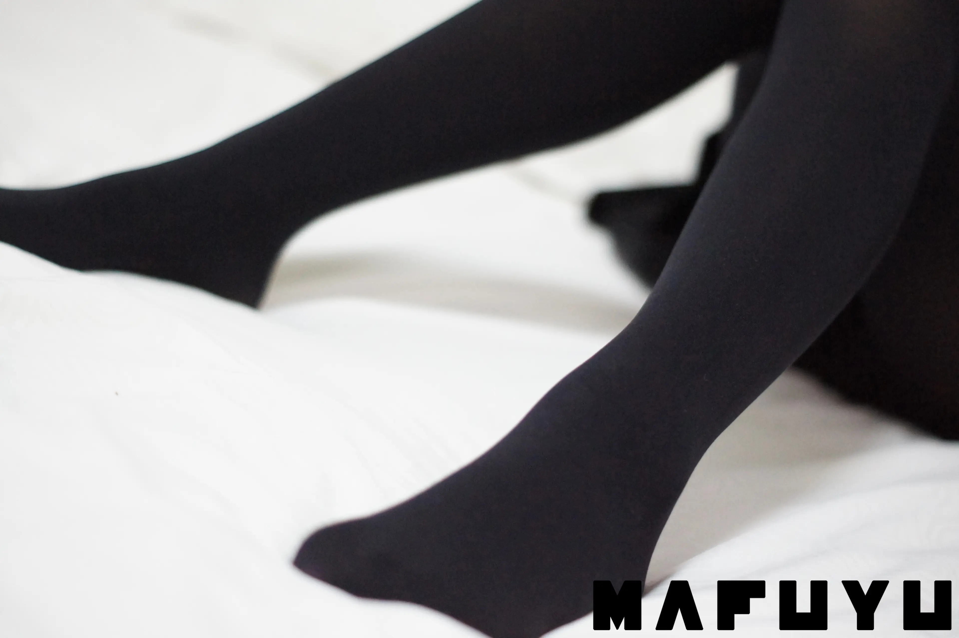 神楽坂真冬 黑丝衬衫 [88P]