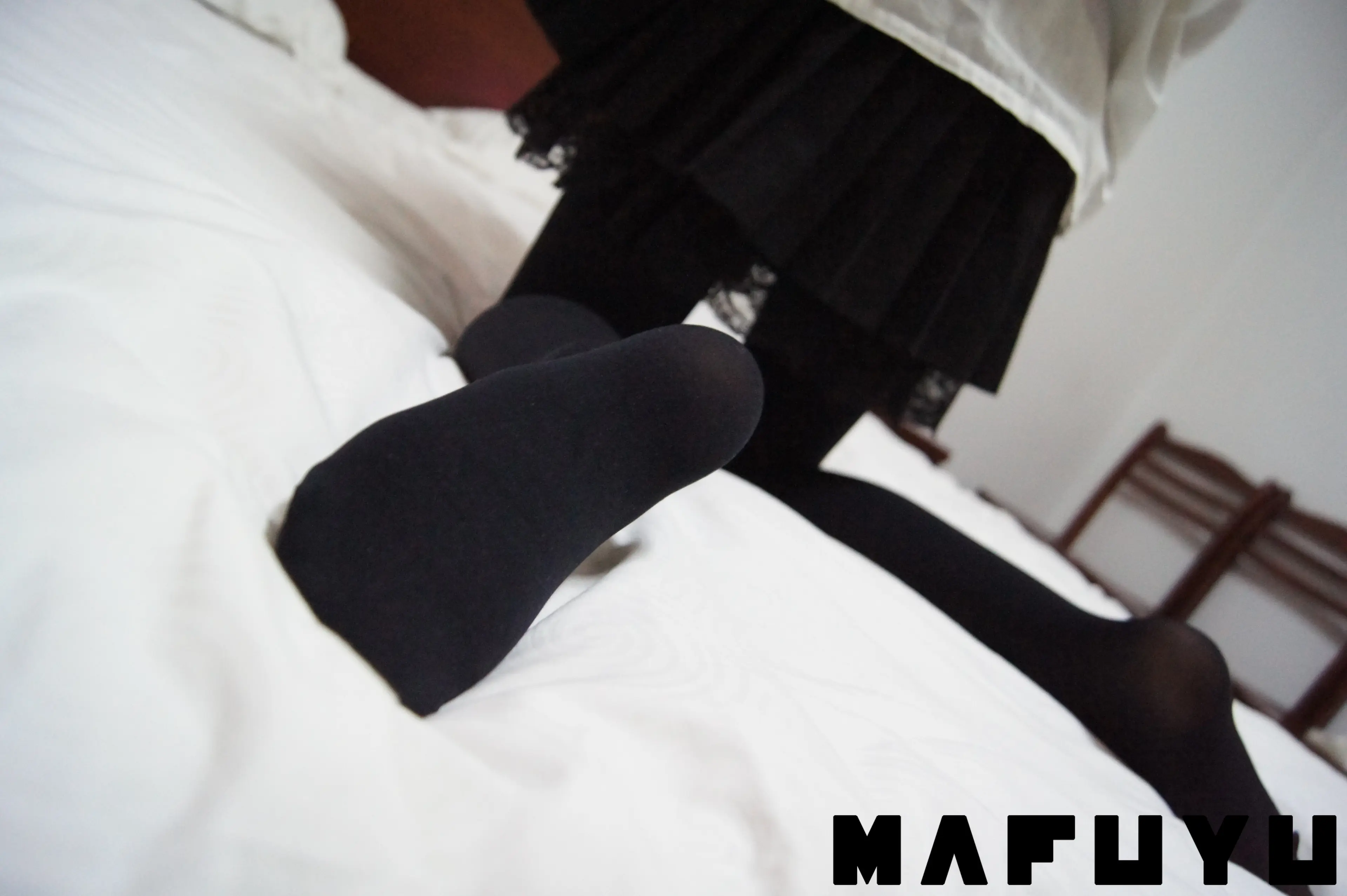 神楽坂真冬 黑丝衬衫 [88P]