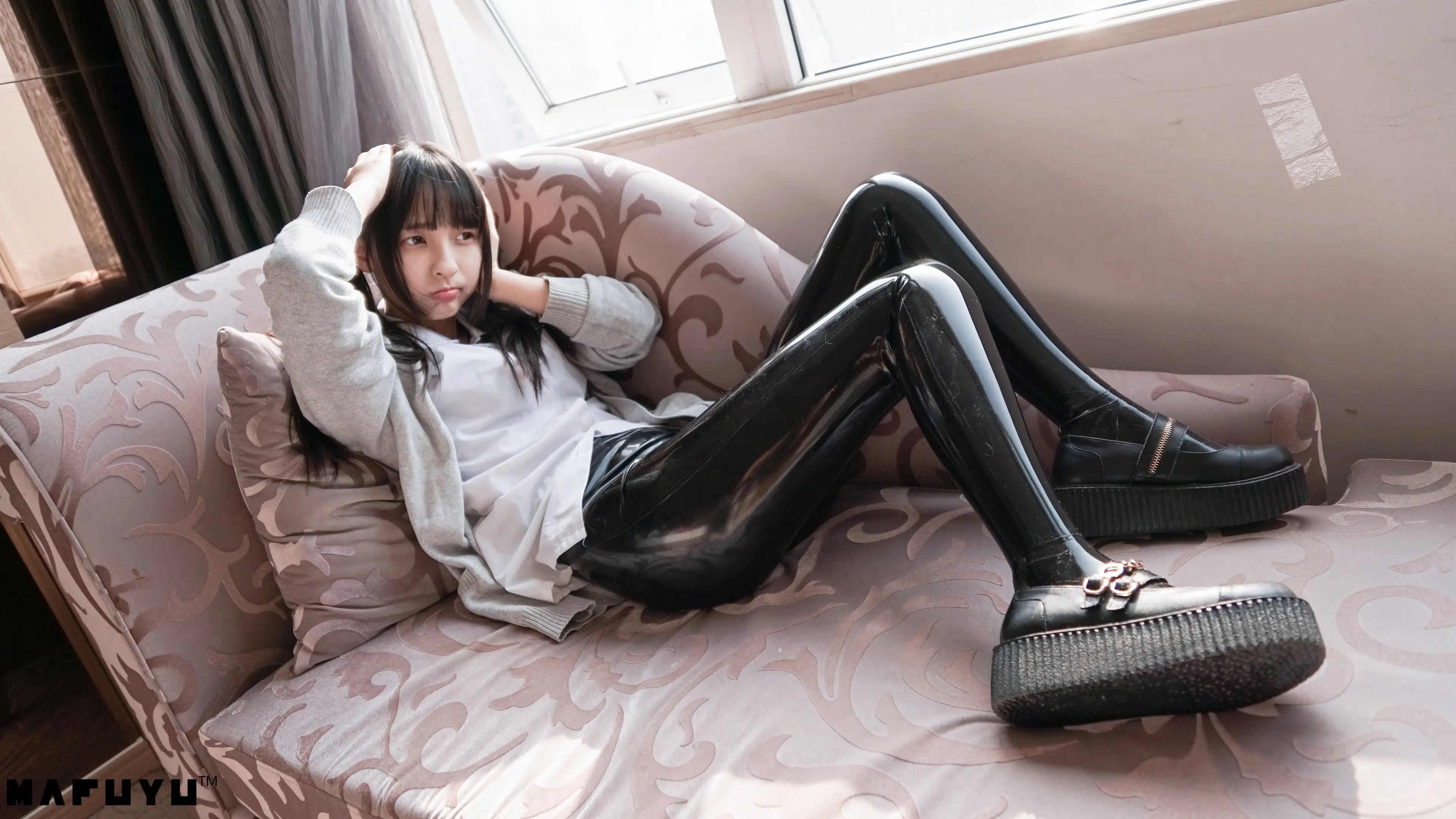 神楽坂真冬 黑色皮裤系列 [169P]