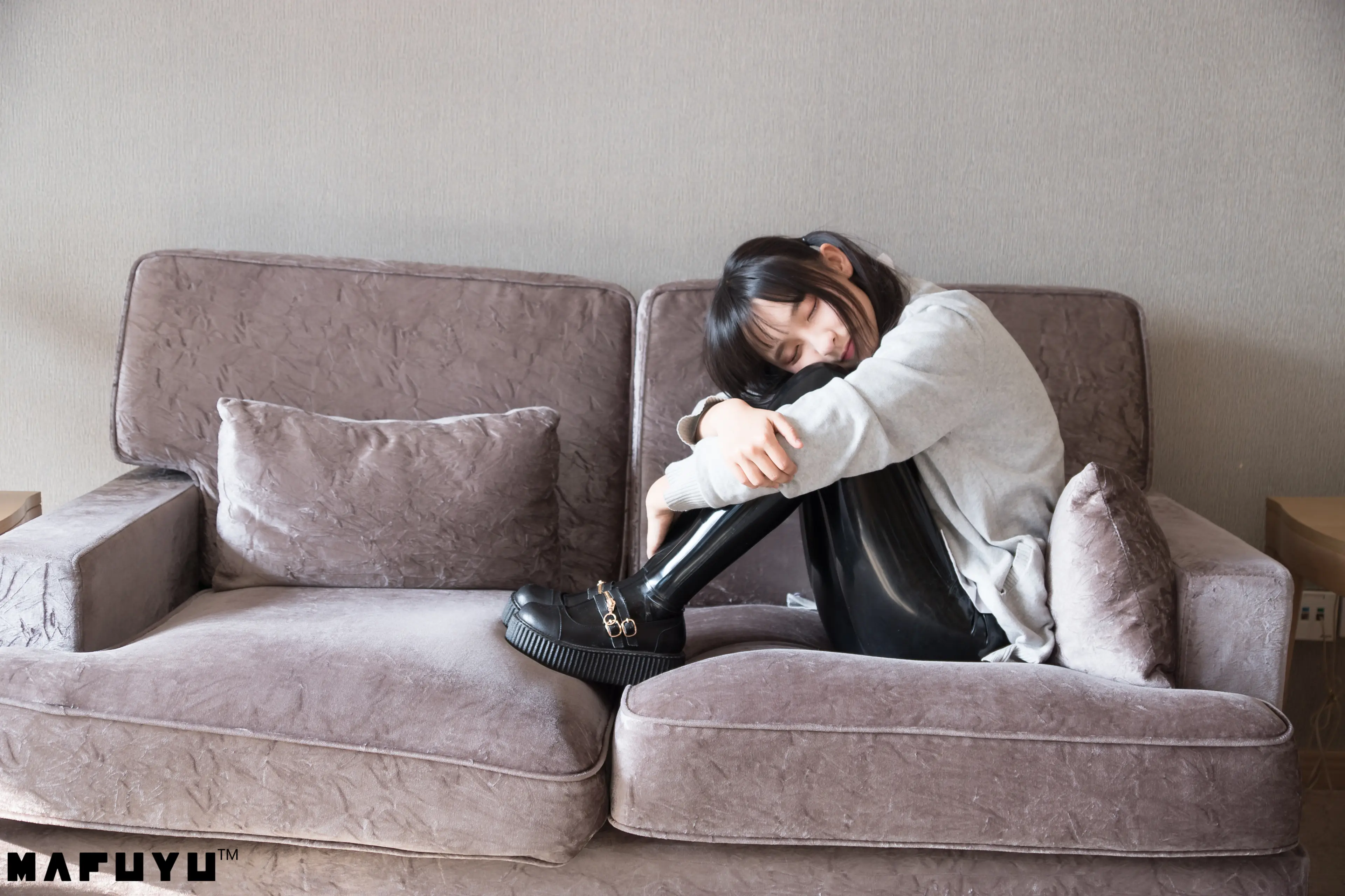 神楽坂真冬 黑色皮裤系列 [169P]