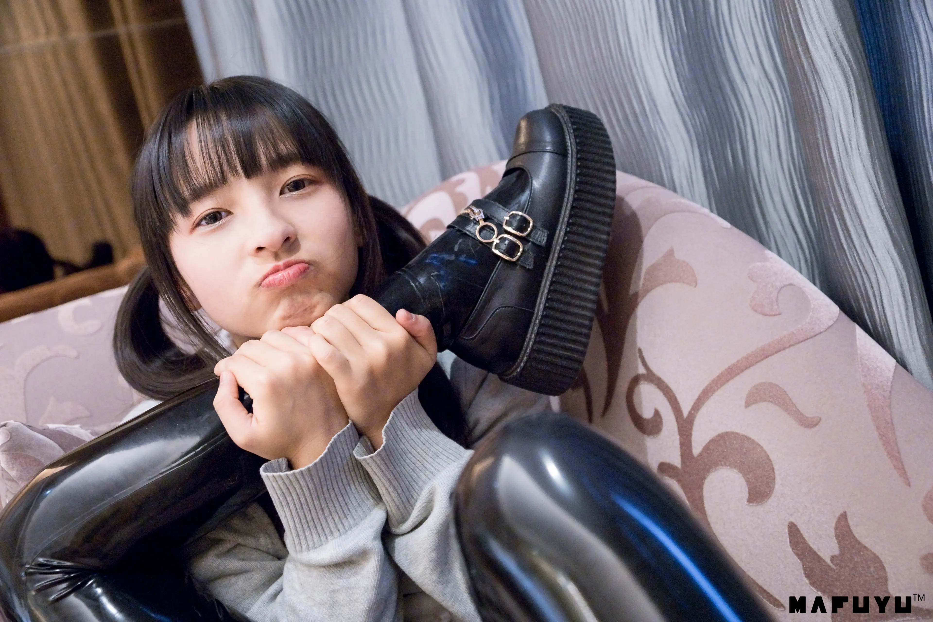 神楽坂真冬 黑色皮裤系列 [169P]