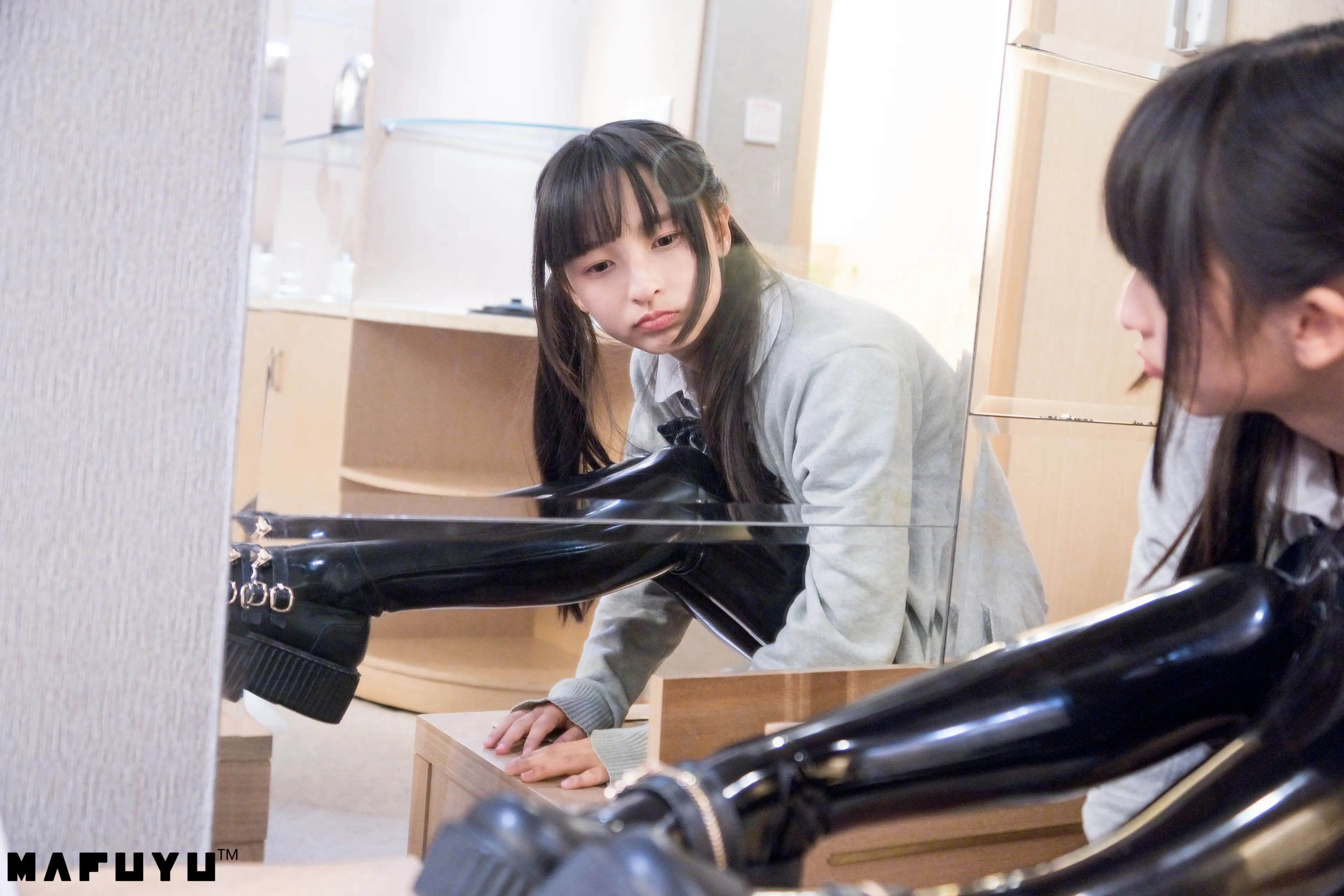 神楽坂真冬 黑色皮裤系列 [169P]