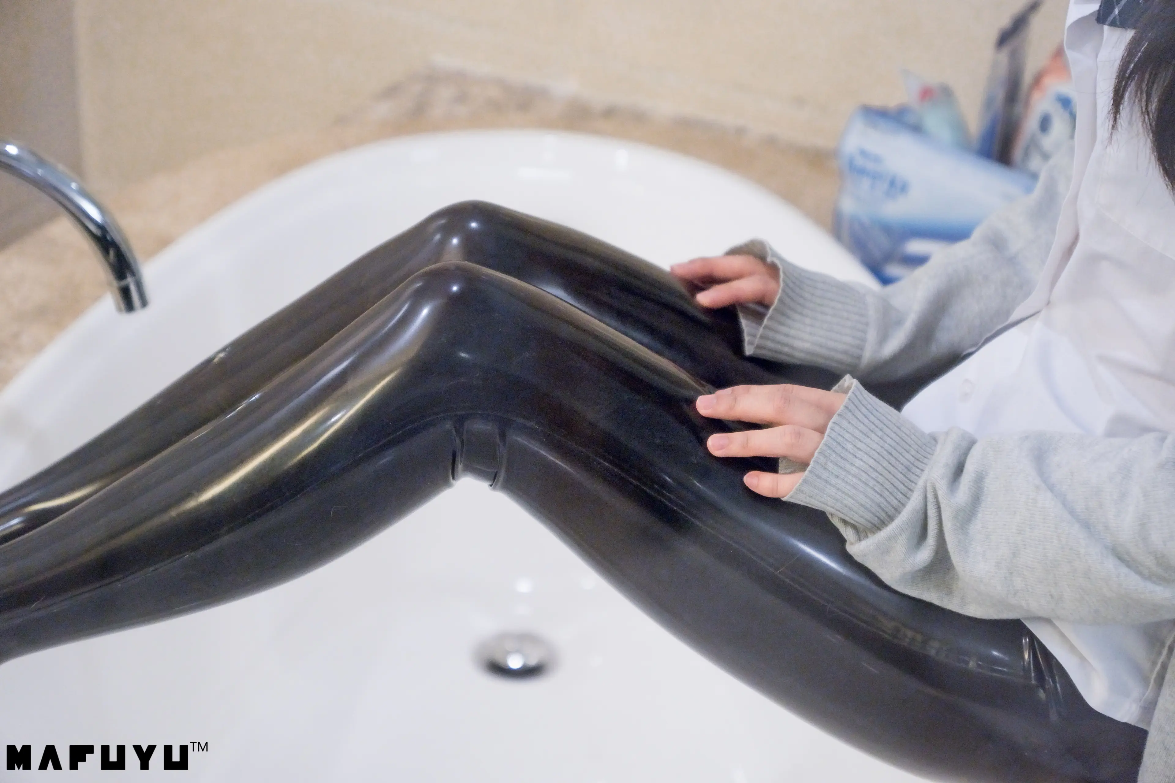 神楽坂真冬 黑色皮裤系列 [169P]