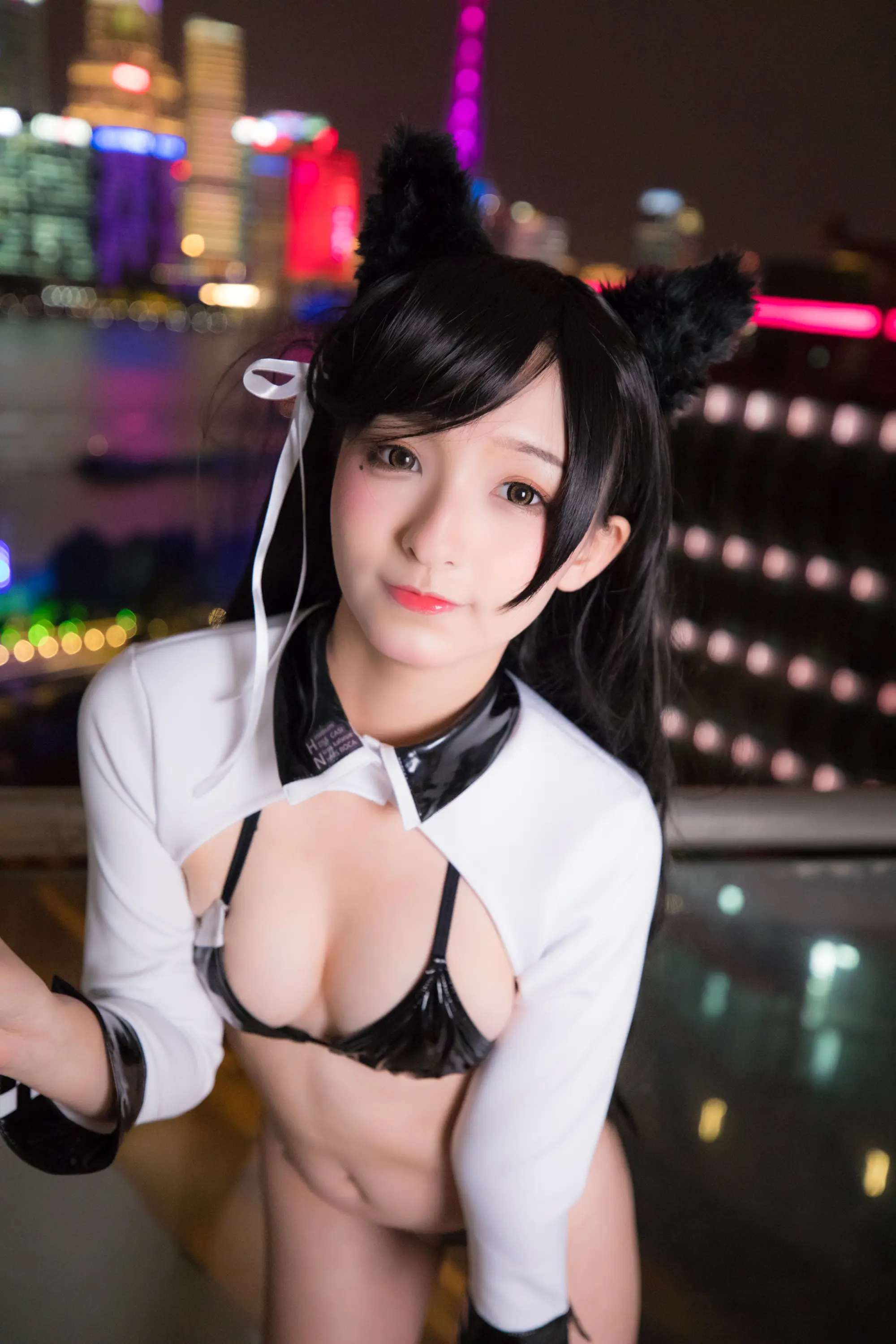 神楽坂真冬 ATAGO-LATEX VER (胶袜) [150P]