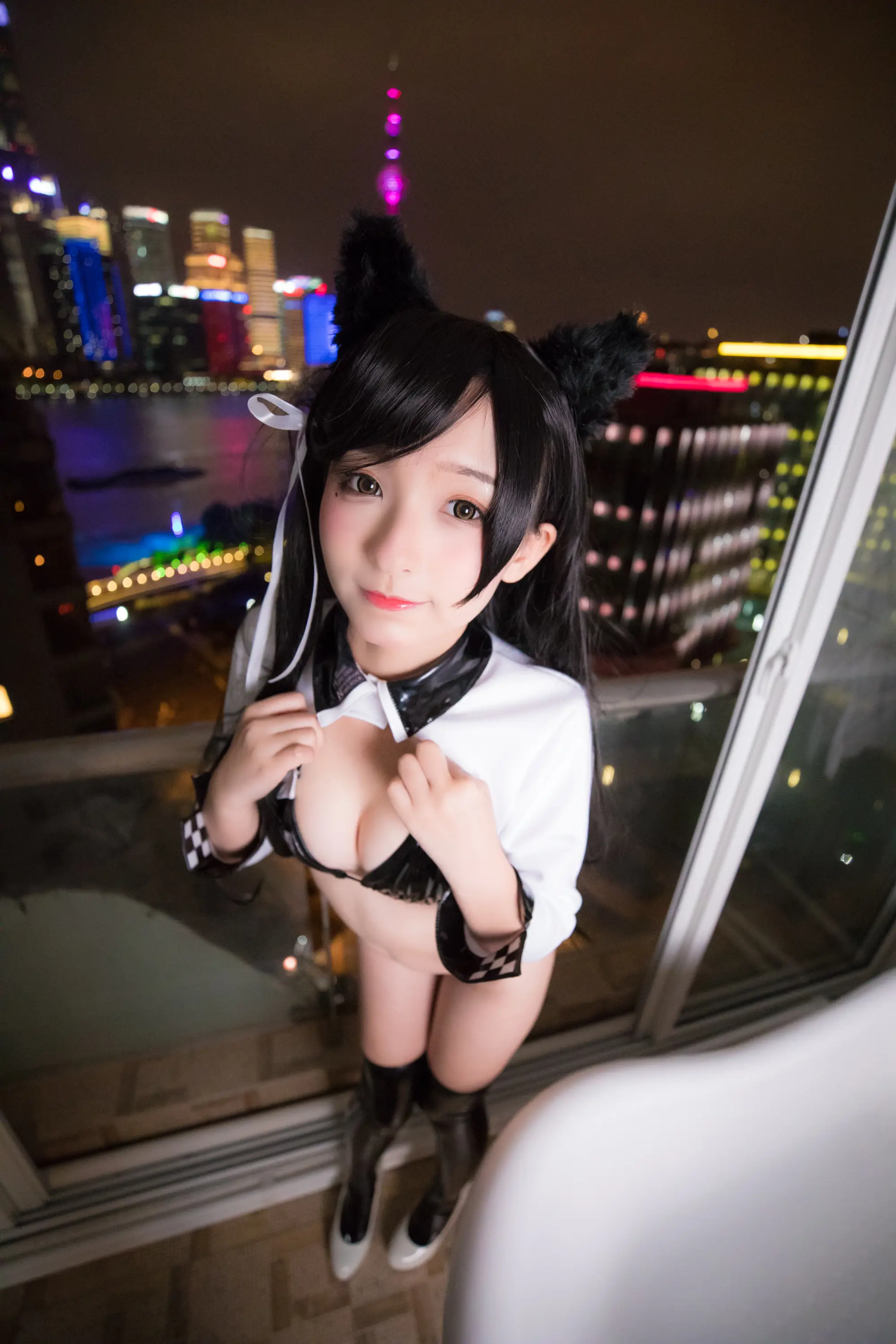 神楽坂真冬 ATAGO-LATEX VER (胶袜) [150P]