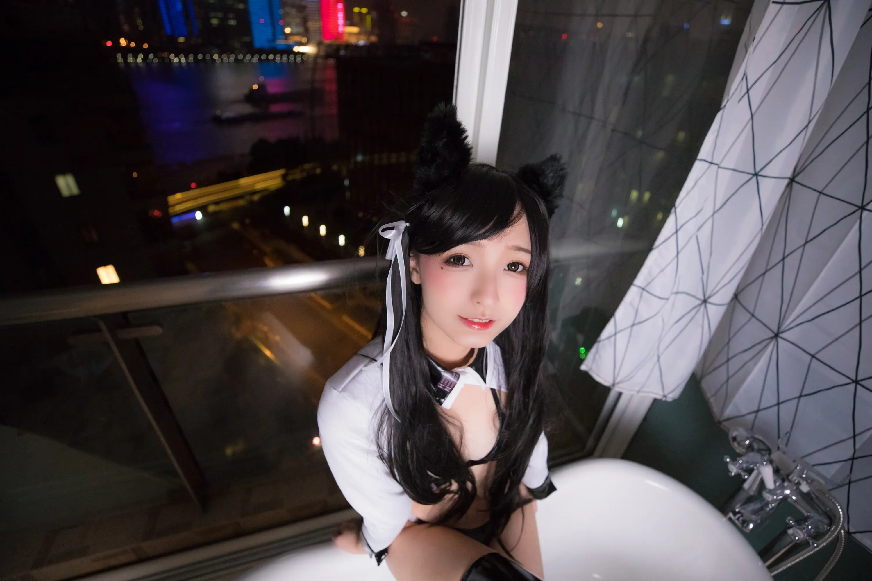 神楽坂真冬 ATAGO-LATEX VER (胶袜) [150P]