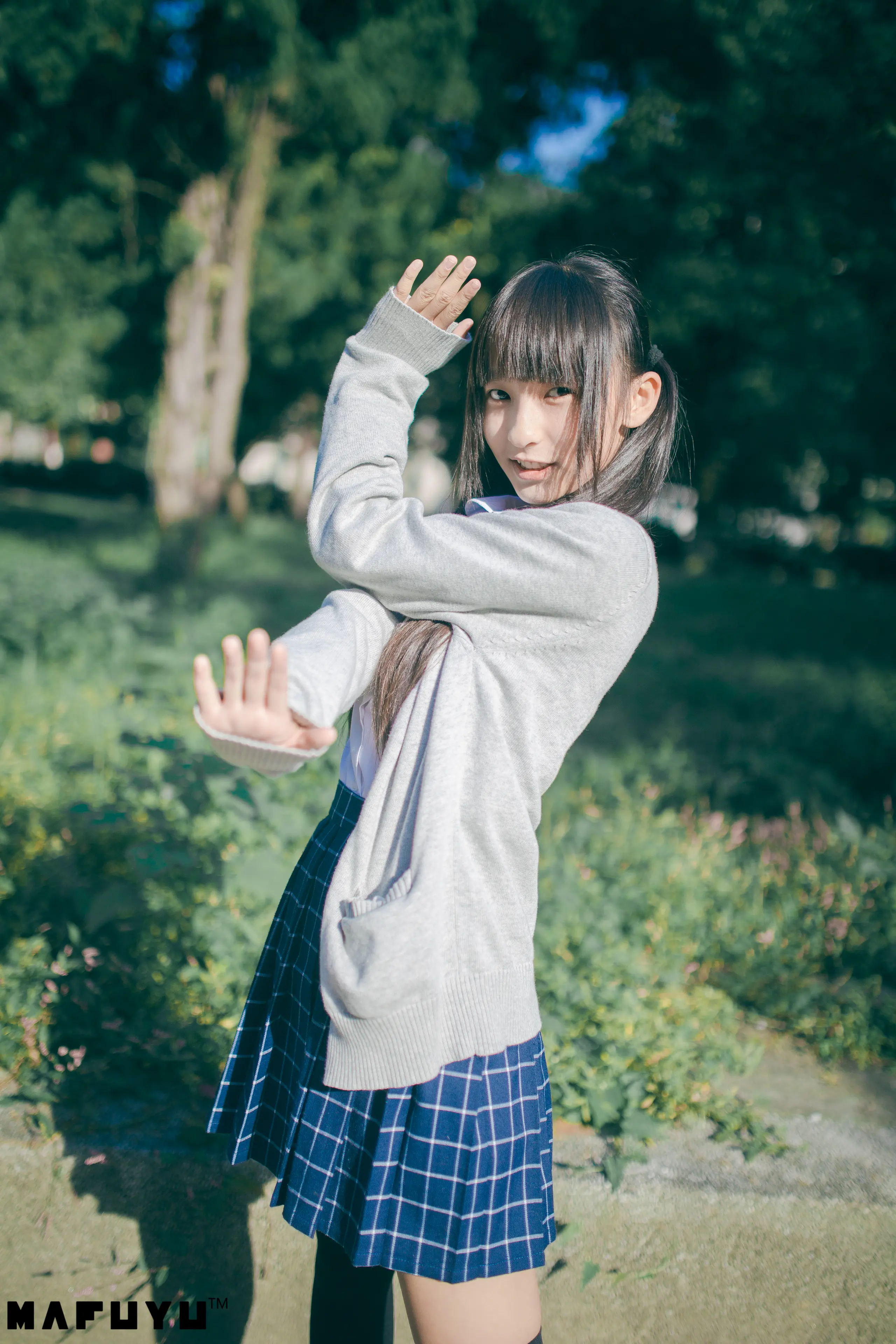 神楽坂真冬 JK系列1 [79P]