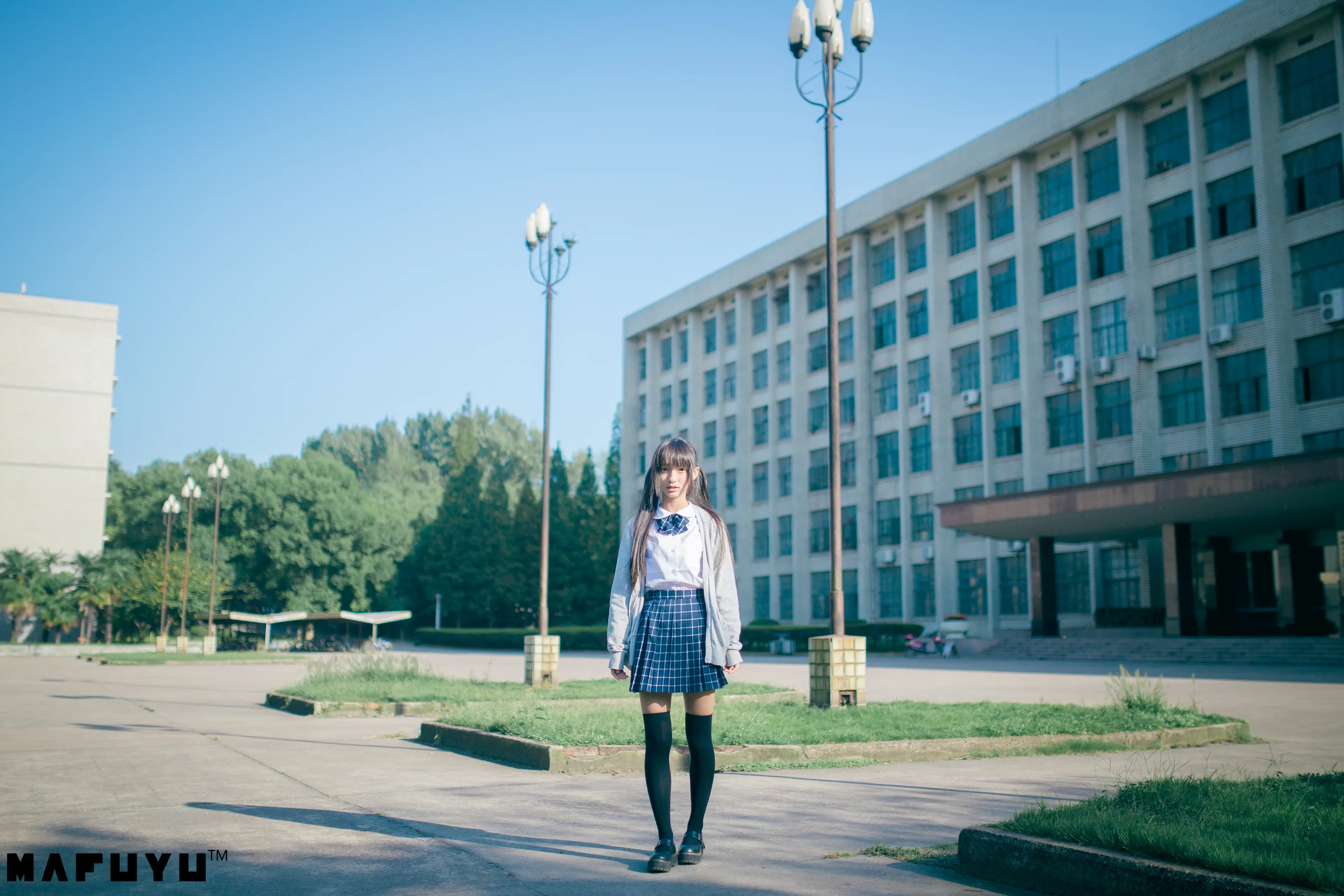 神楽坂真冬 JK系列1 [79P]