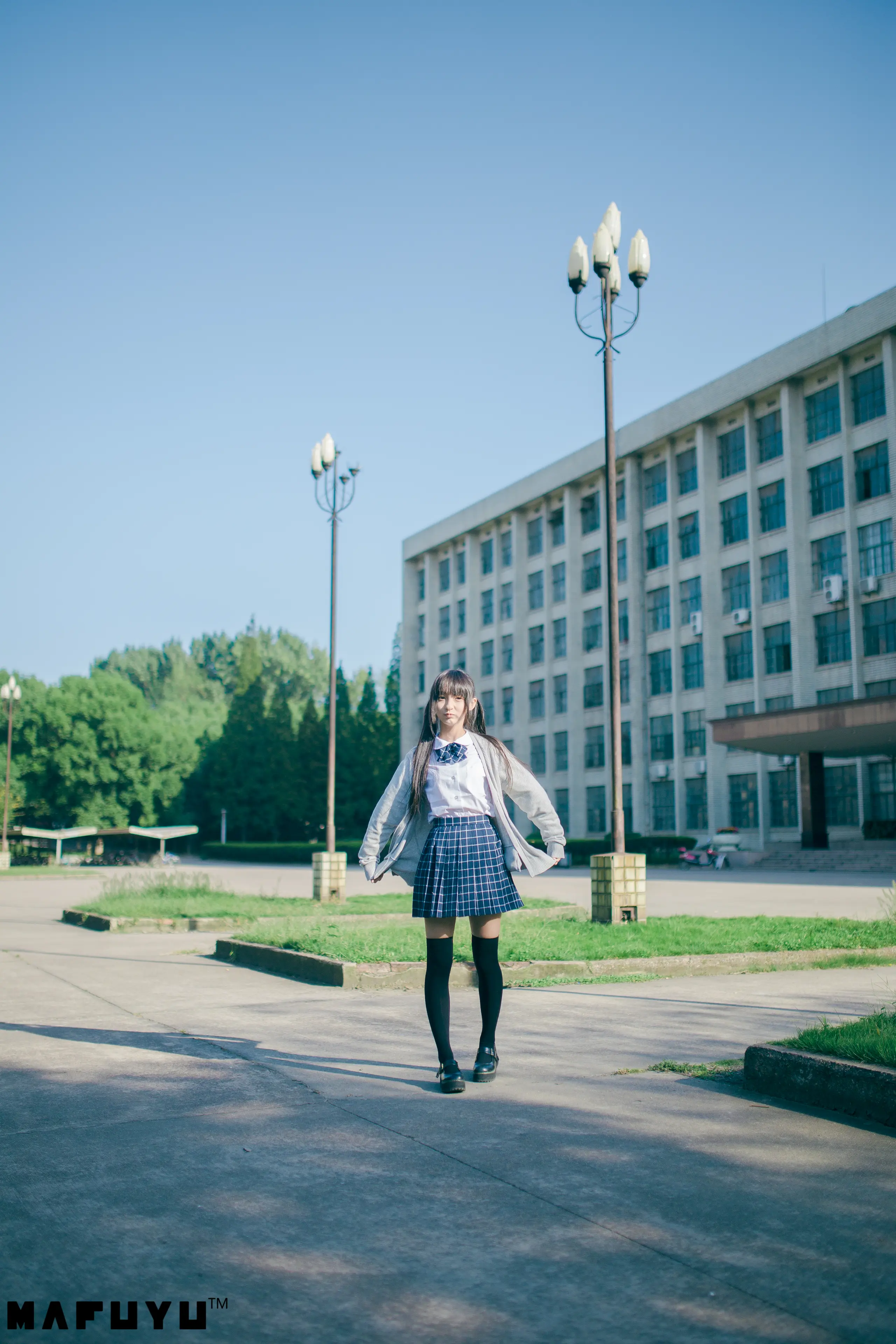 神楽坂真冬 JK系列1 [79P]