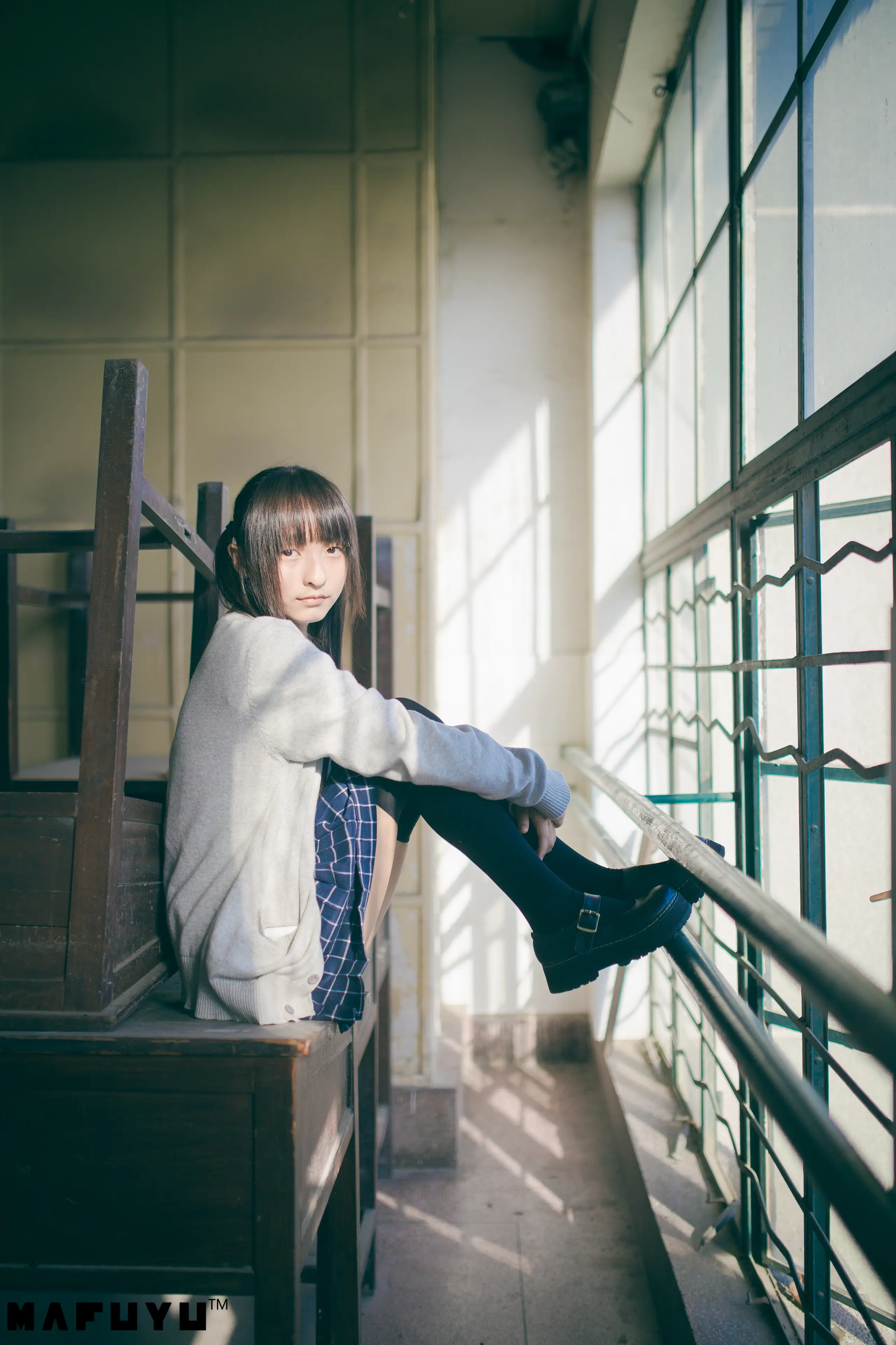 神楽坂真冬 JK系列1 [79P]