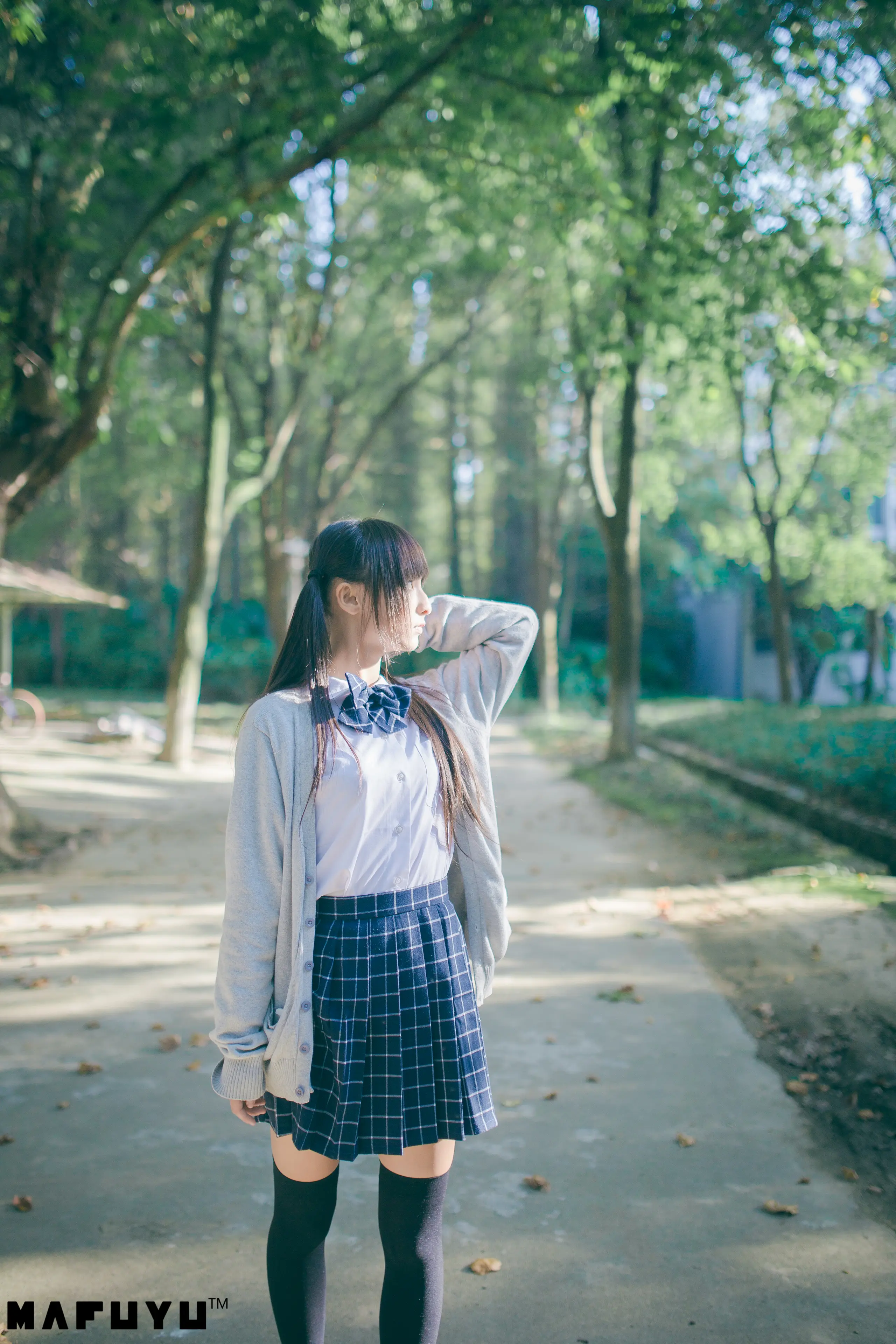 神楽坂真冬 JK系列1 [79P]