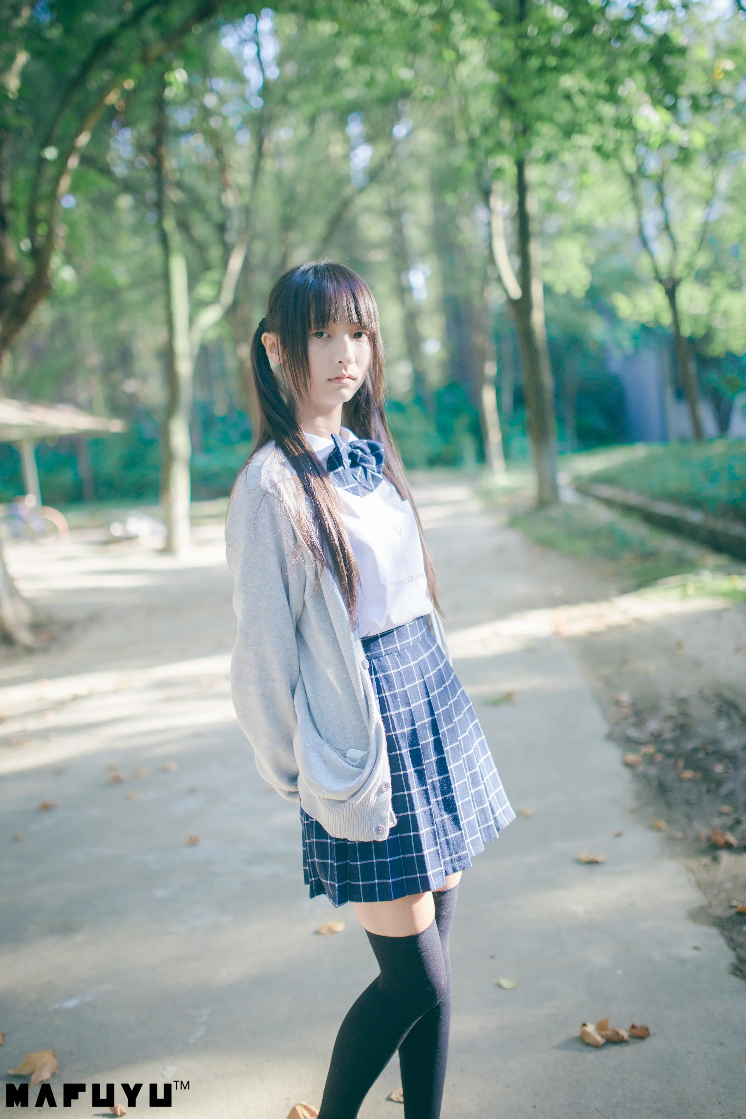 神楽坂真冬 JK系列1 [79P]