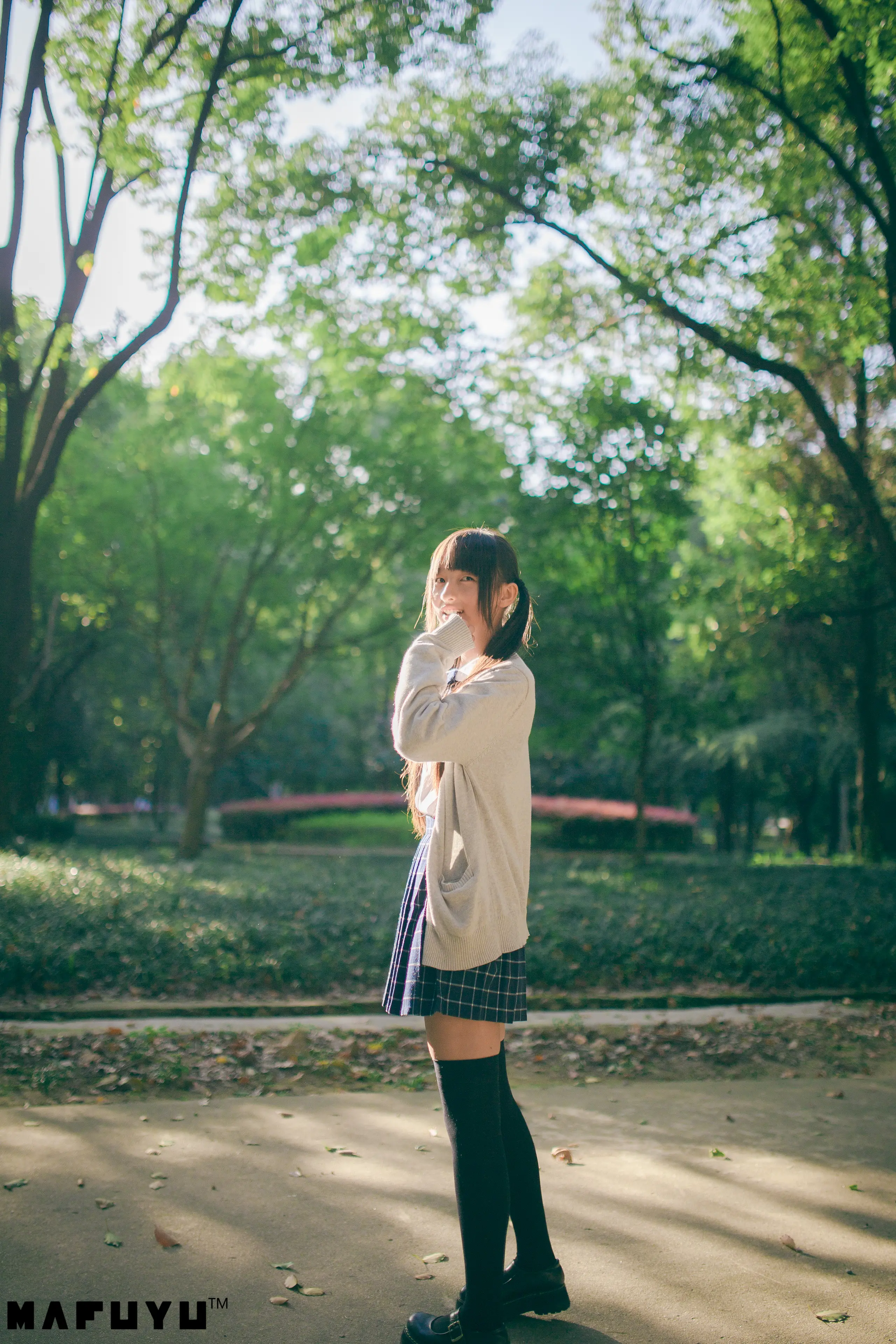 神楽坂真冬 JK系列1 [79P]