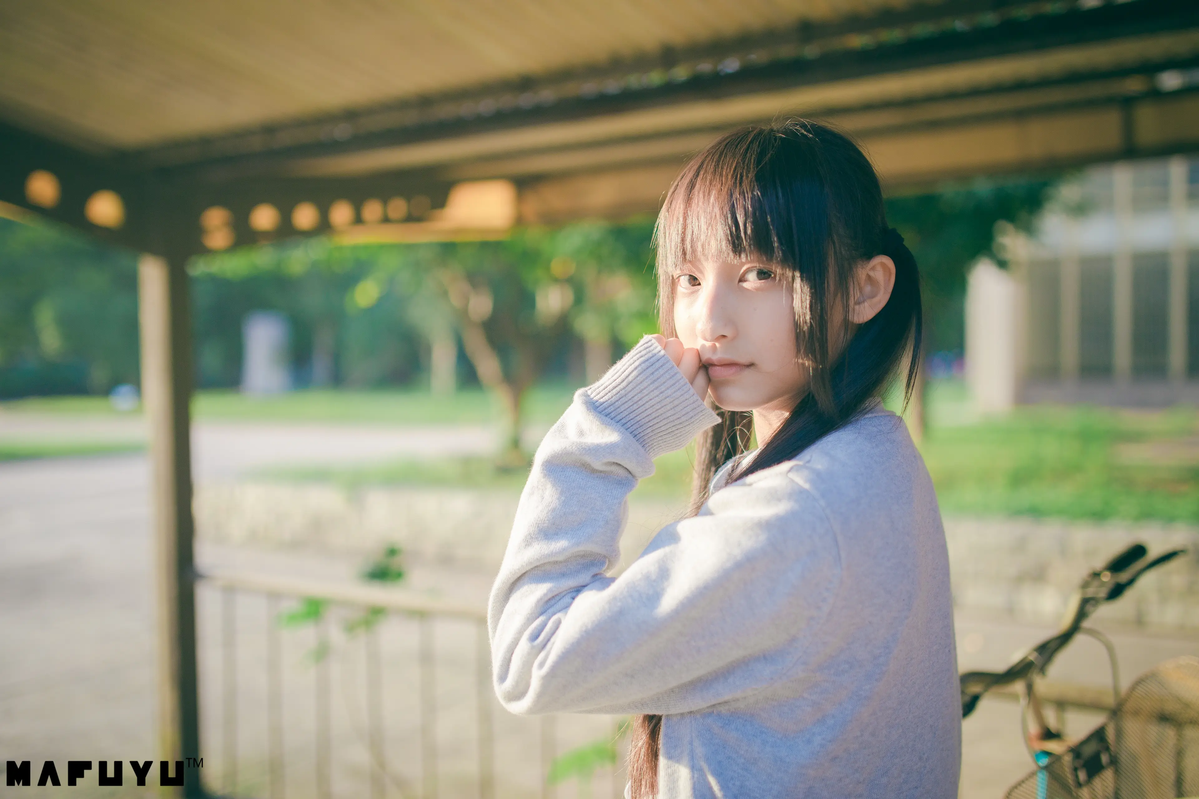 神楽坂真冬 JK系列1 [79P]