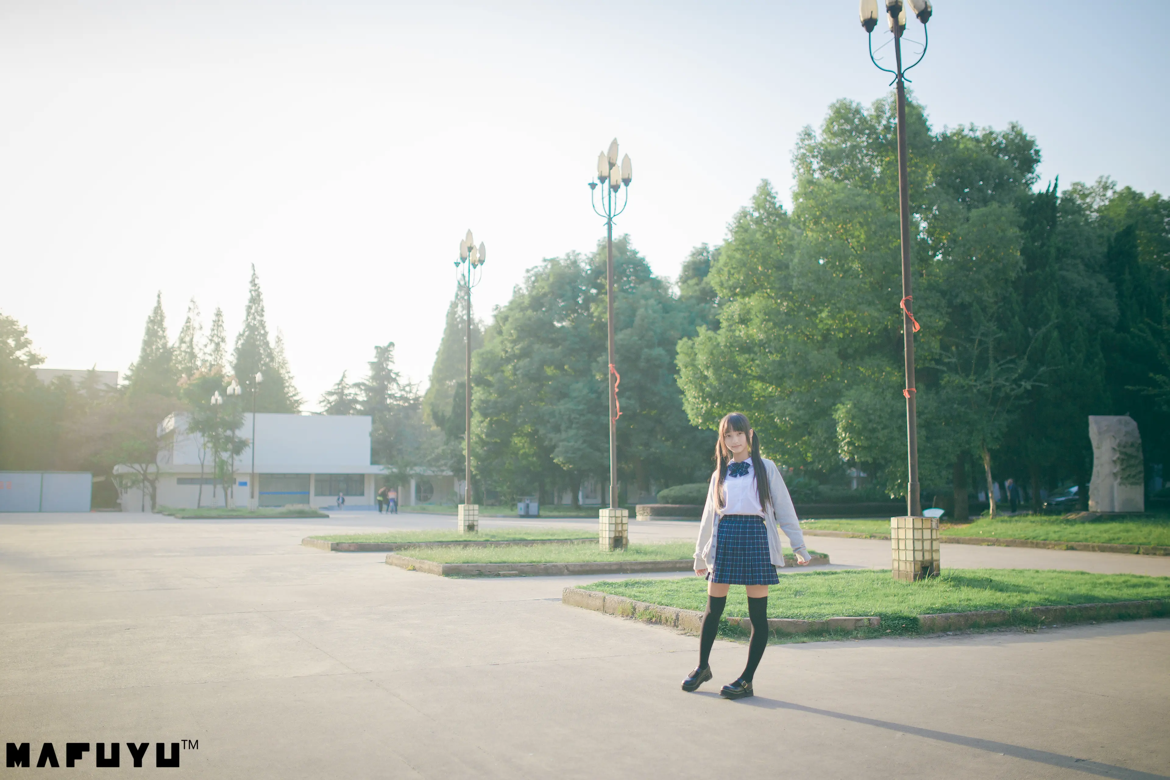 神楽坂真冬 JK系列1 [79P]