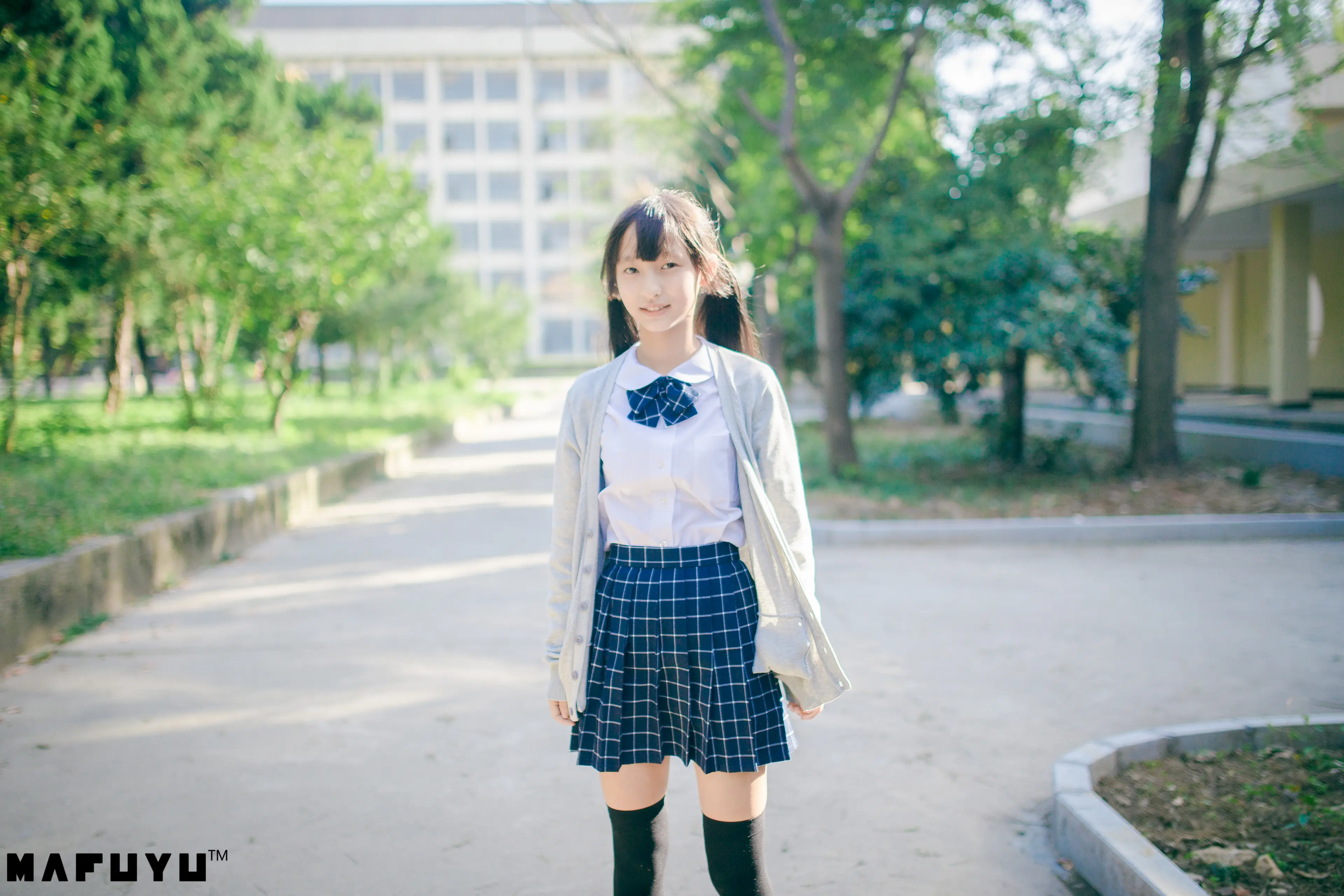 神楽坂真冬 JK系列1 [79P]